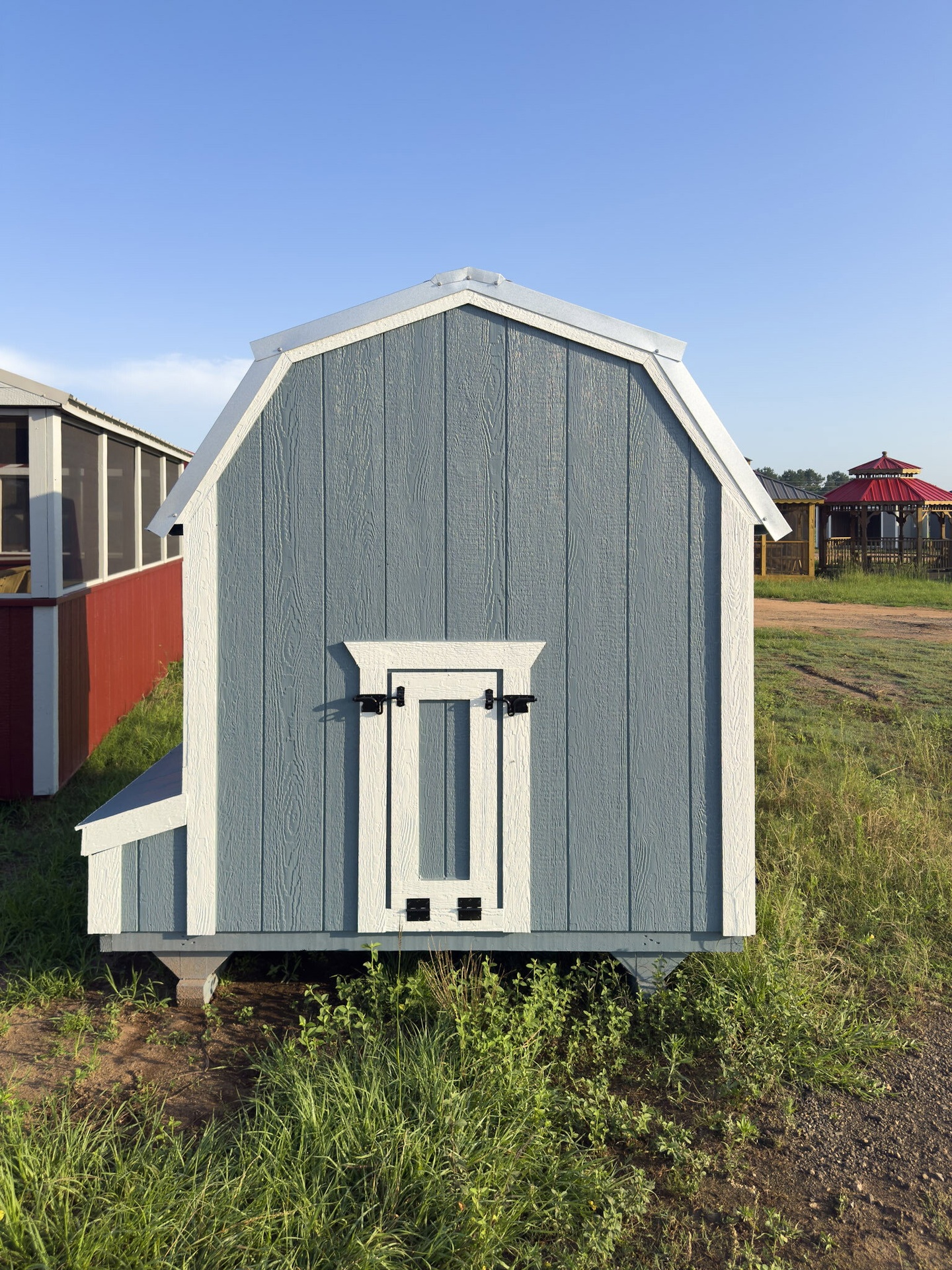 6x6 Barn Style Chicken Coop serial BSCC-8744-0606-100425