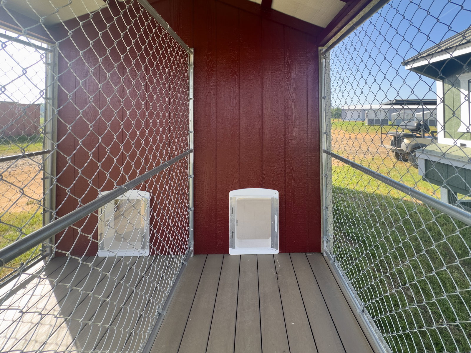 8x16 Double Deluxe Dog Kennel serial DDDK-9187-0816-061025