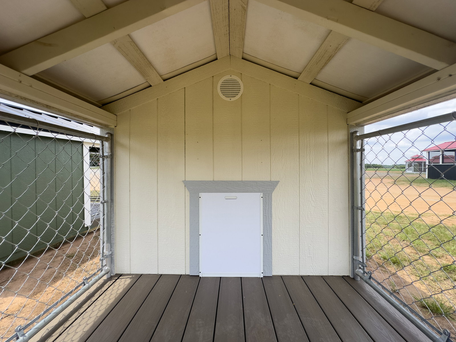6x8 Low Profile Single Dog Kennel serial LPDK-9507-0608-020426