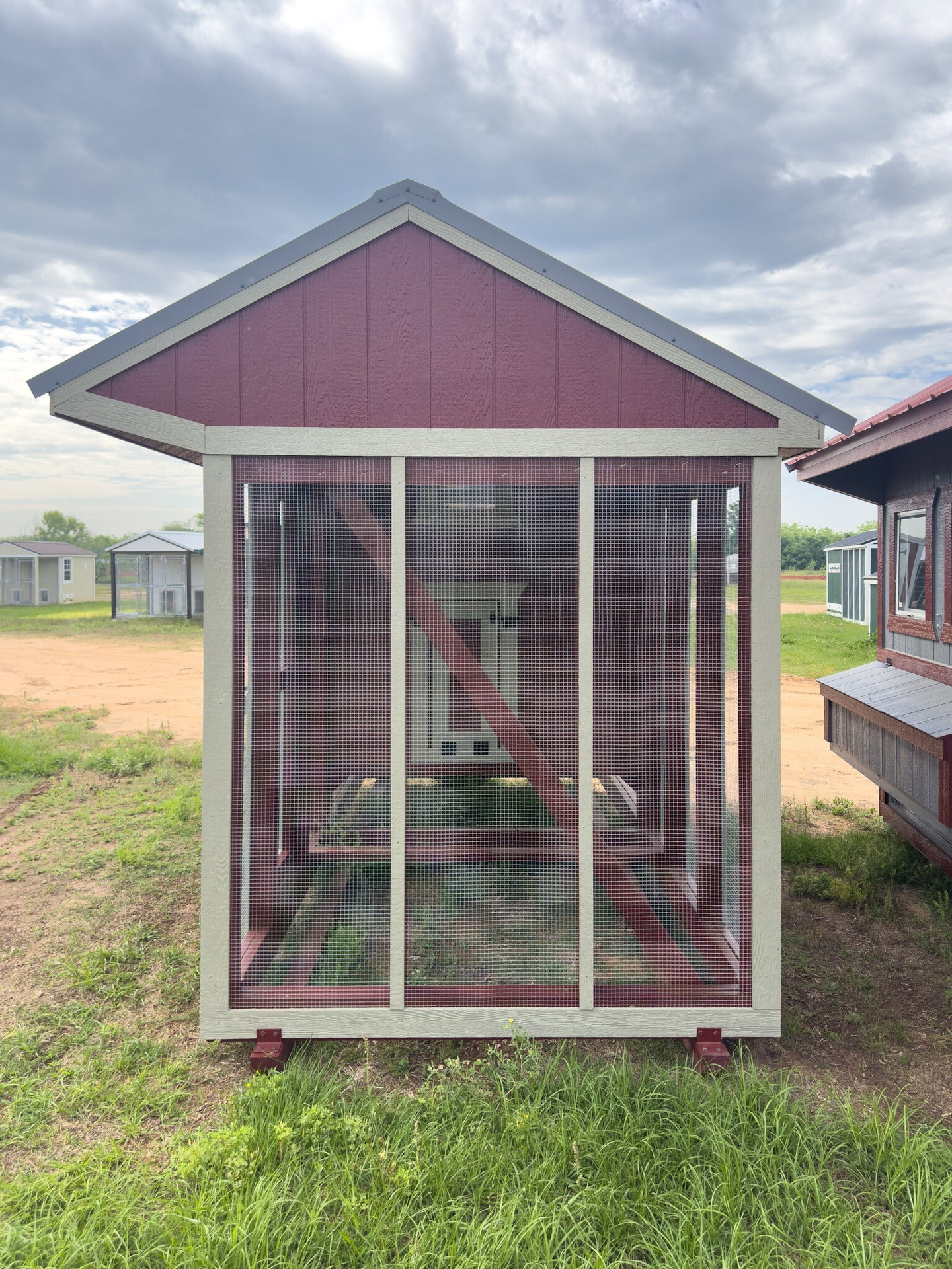 6x12 Cottage Style Chicken Coop & Run serial CSCR-8757-0612-100425