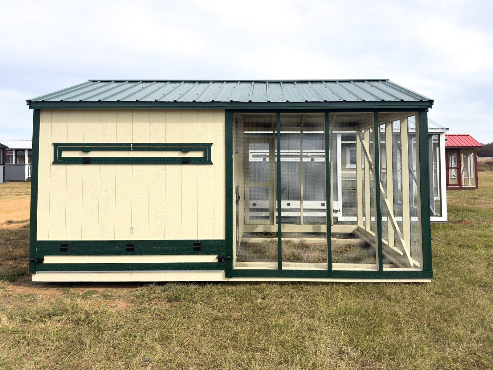 10x16 Deluxe Style Chicken Coop serial DCR-9066-1016-060825