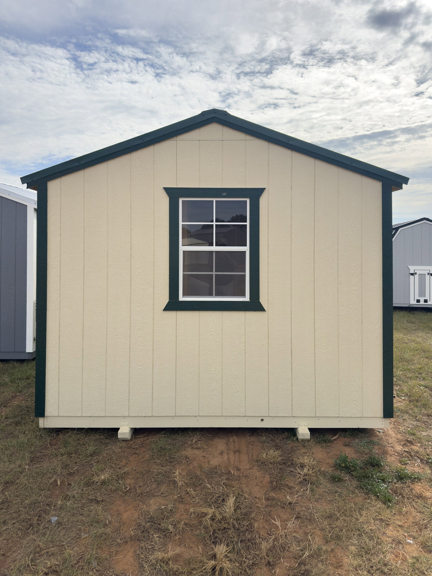 10x16 Deluxe Style Chicken Coop serial DCR-9066-1016-060825
