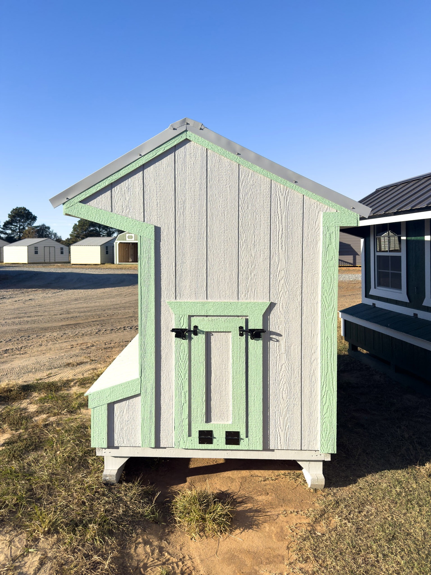 5x8 Cottage Style Chicken Coop serial CSCC-9179-0508-061025