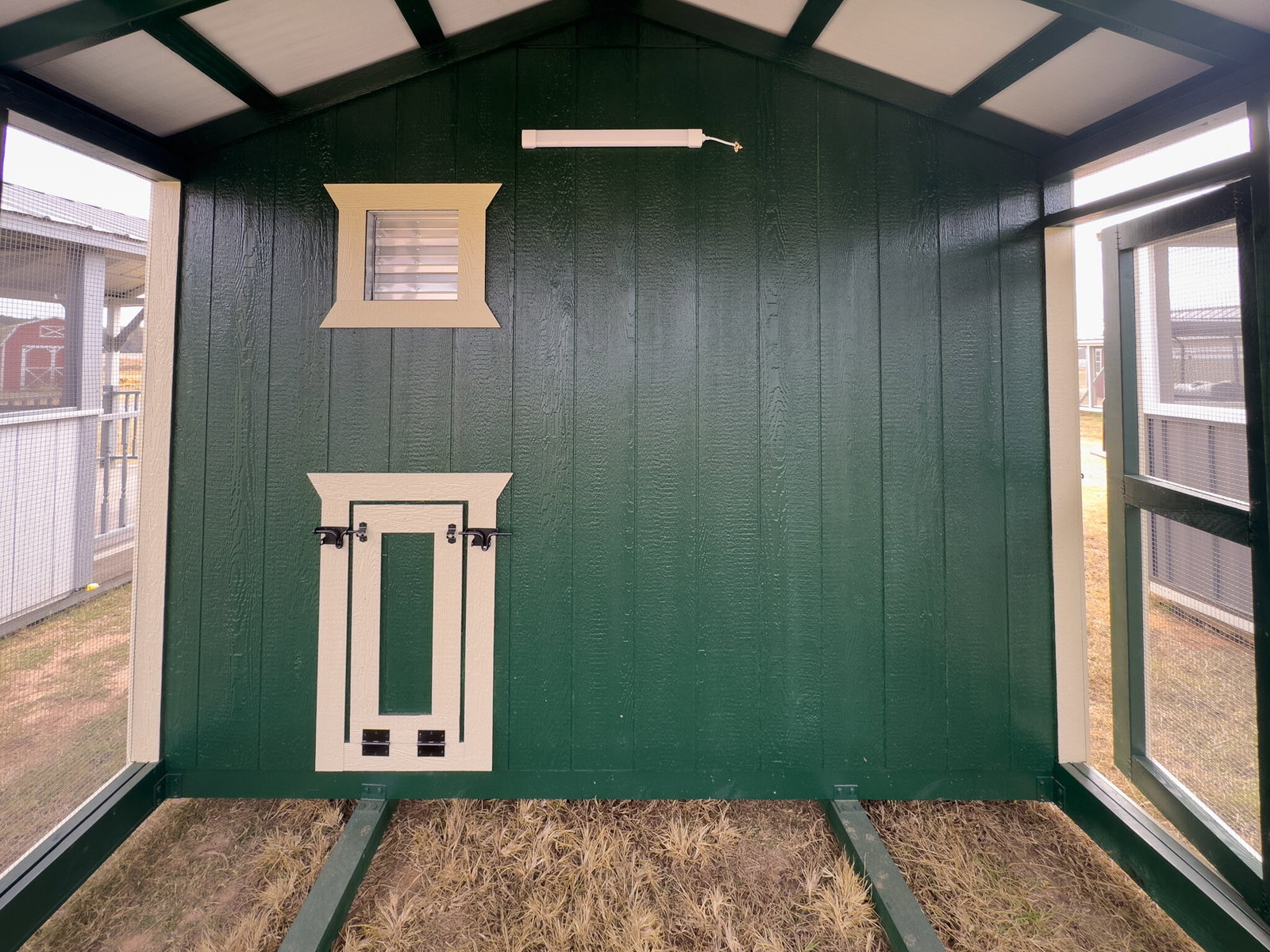 10x16 Deluxe Style Chicken Coop serial DCR-9064-1016-060825