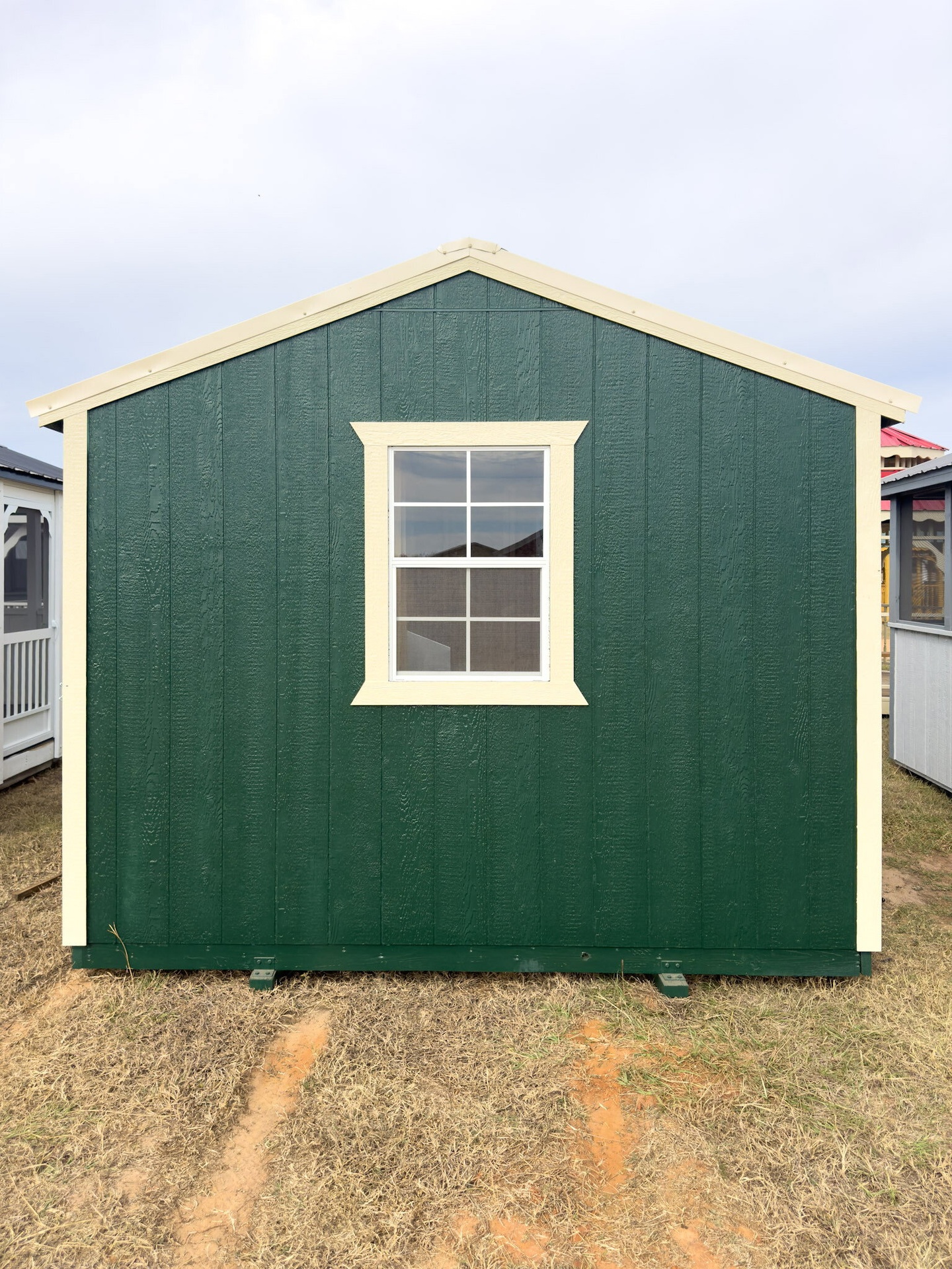 10x16 Deluxe Style Chicken Coop serial DCR-9064-1016-060825