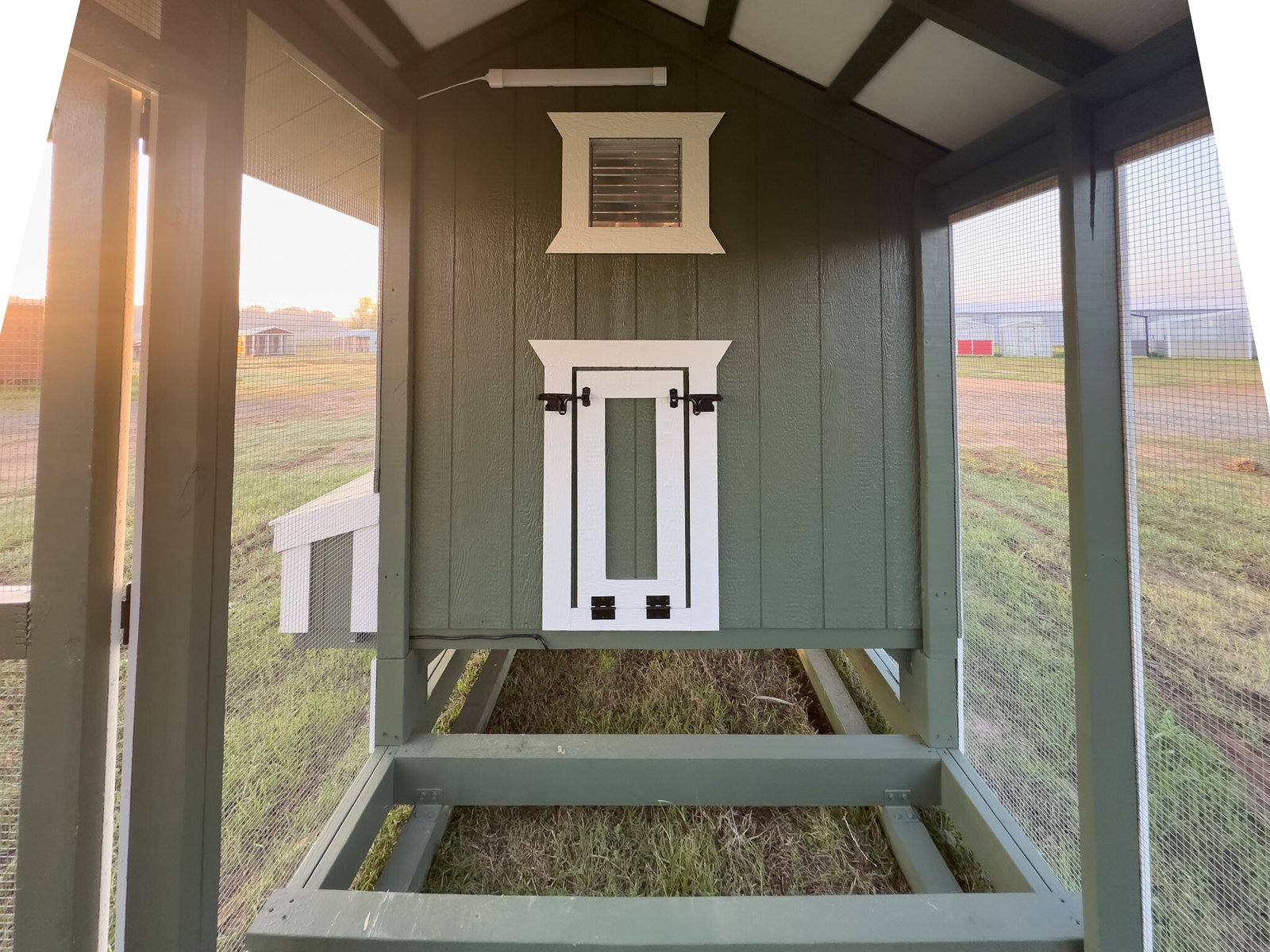 6x15x7 Cottage Style Chicken Coop & Run serial CSCR-9341-0615-051225