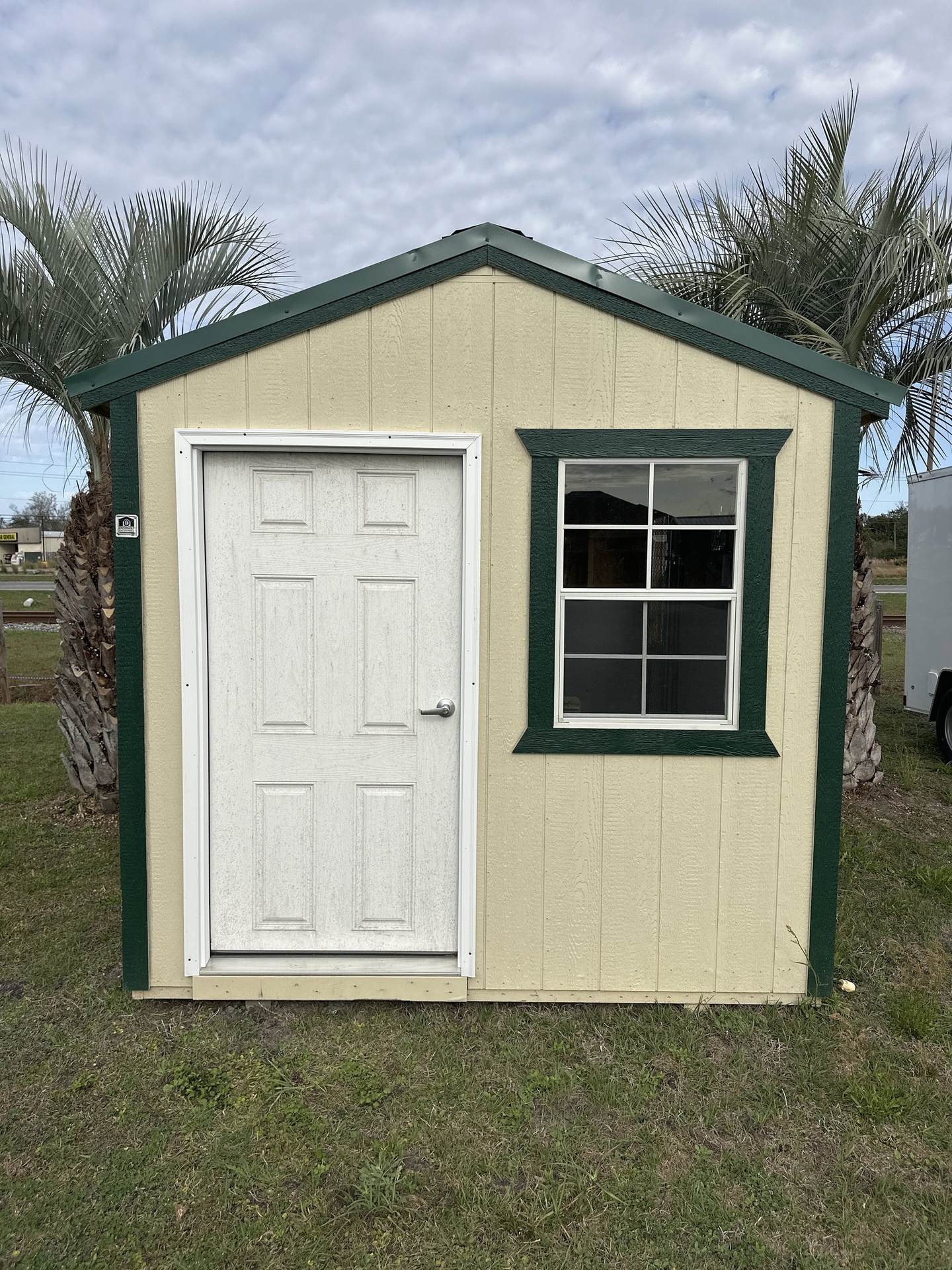 8x16 Double Deluxe Dog Kennel serial DDAFDK-6939-0816-080523