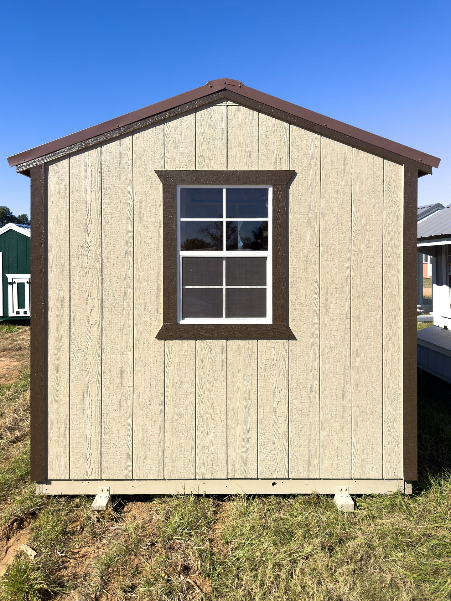 8x14 Deluxe Style Chicken Coop serial DCR-8985-0814-080725