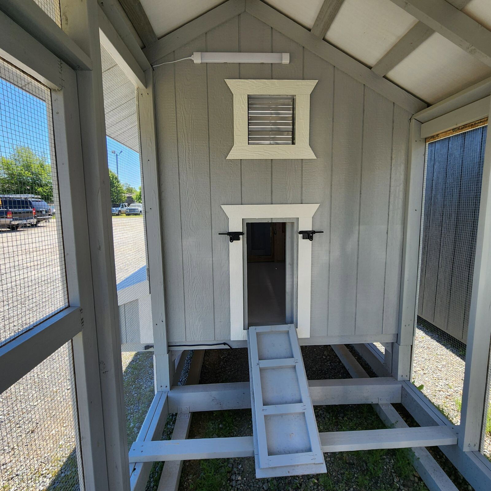 6x15x7 Cottage Style Chicken Coop & Run serial CSCR-9528-0615-030426