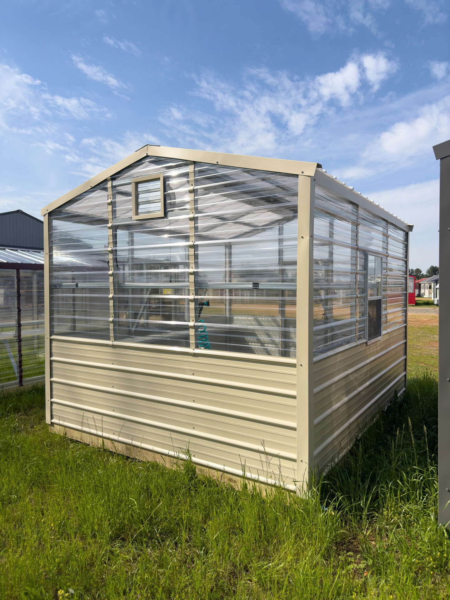 10x12 Greenhouse Deluxe serial DSGR-7488-1012-021123