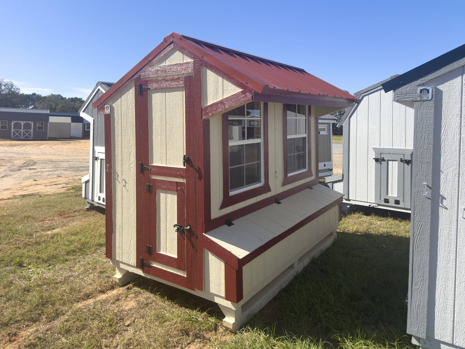 5x8 Cottage Style Chicken Coop serial CSCC-9118-0508-080925