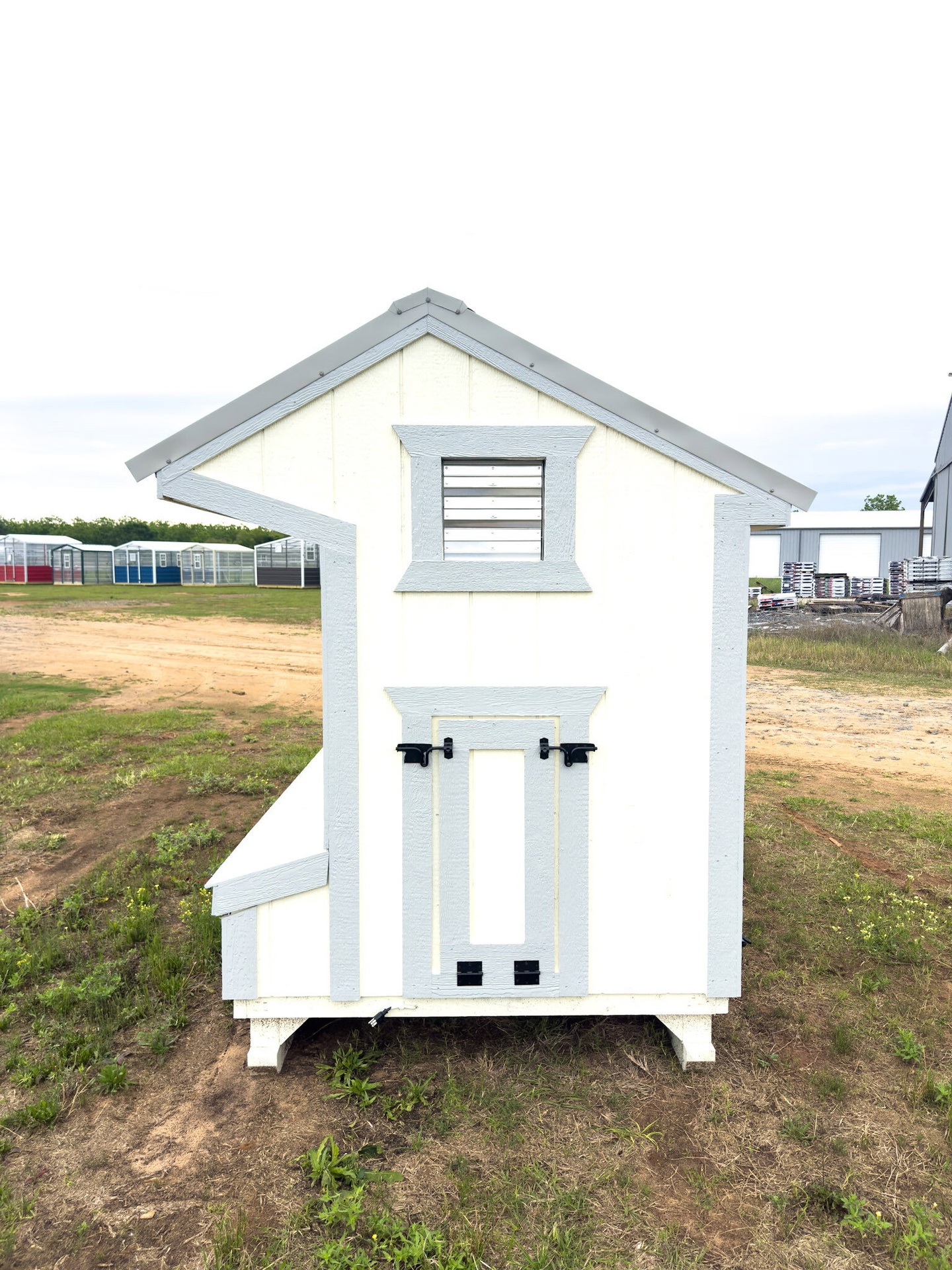 5x8 Cottage Style Chicken Coop serial CSCC-9458-0508-030326
