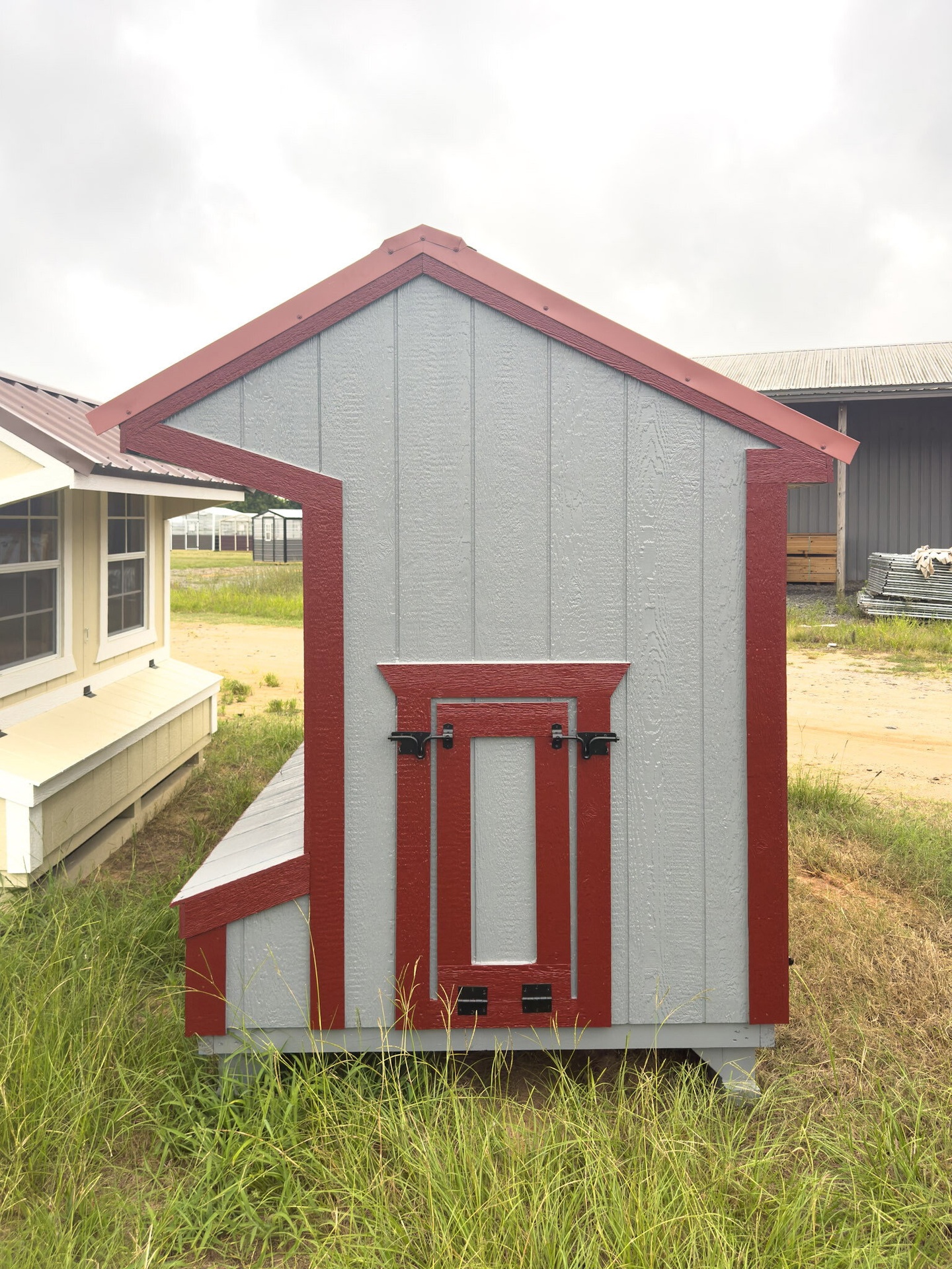 5x8 Cottage Style Chicken Coop serial CSCC-8875-0508-030625