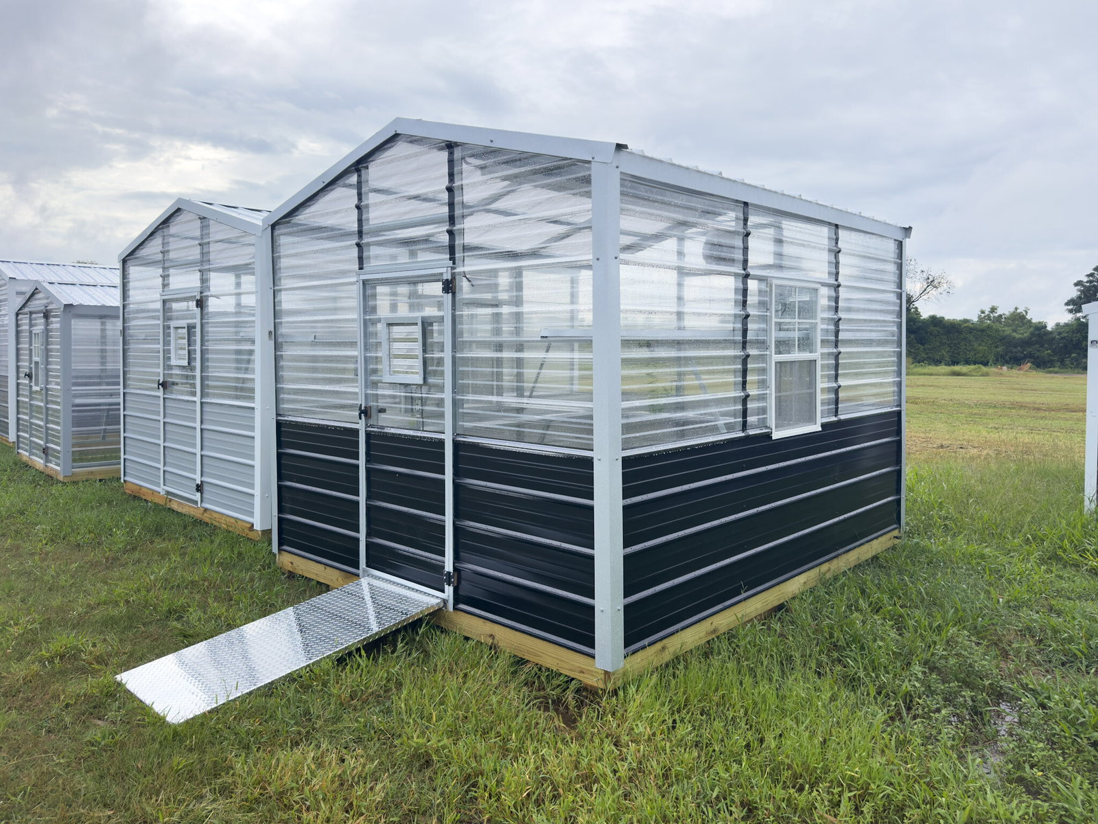 10x12 Greenhouse Deluxe serial DSGR-9000-1012-010825