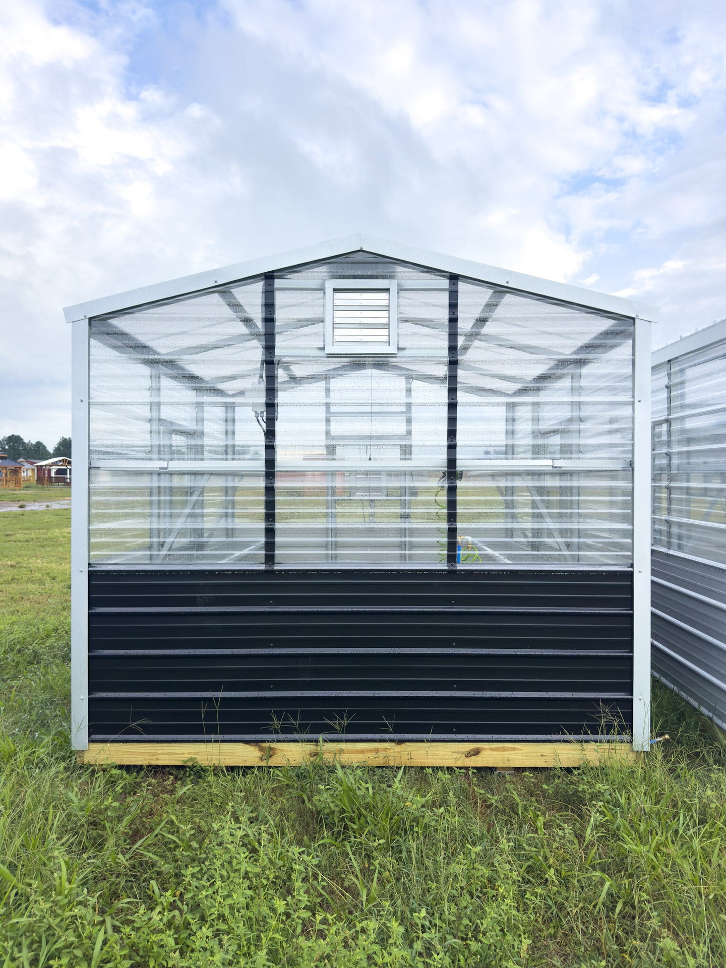 10x12 Greenhouse Deluxe serial DSGR-9000-1012-010825