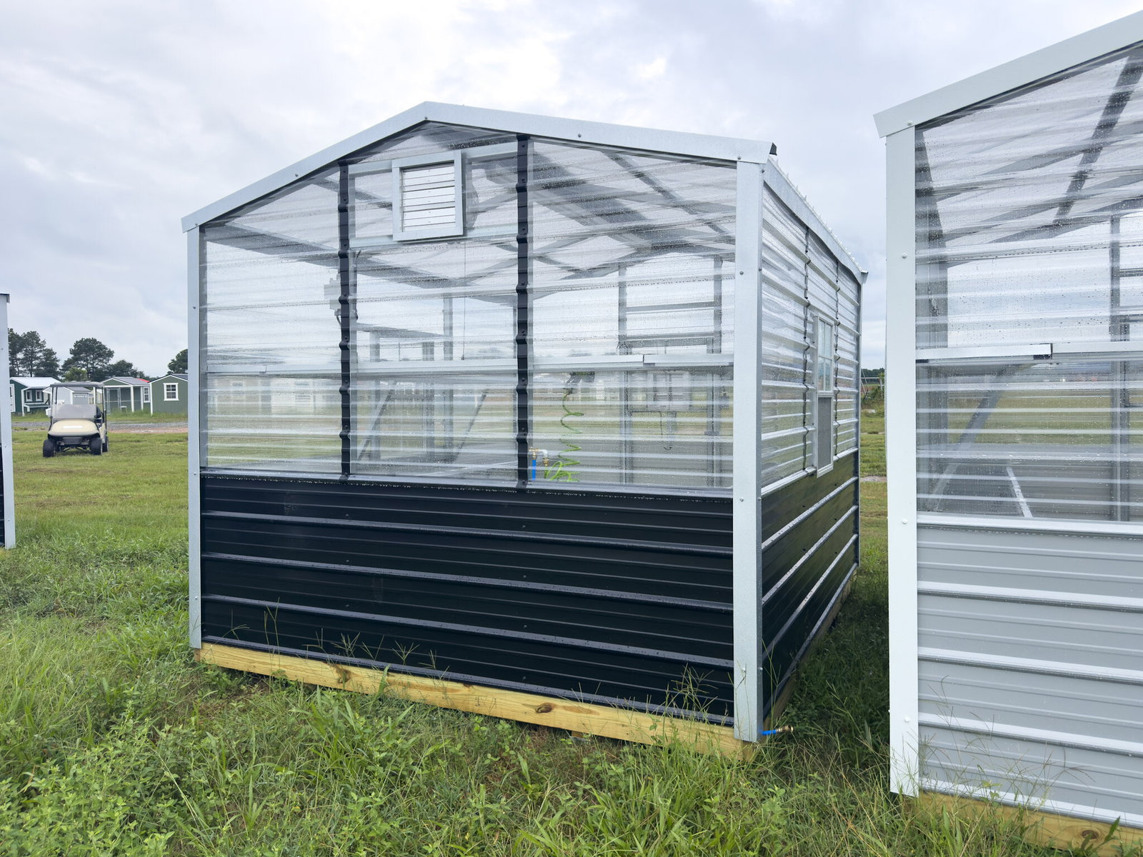 10x12 Greenhouse Deluxe serial DSGR-9000-1012-010825