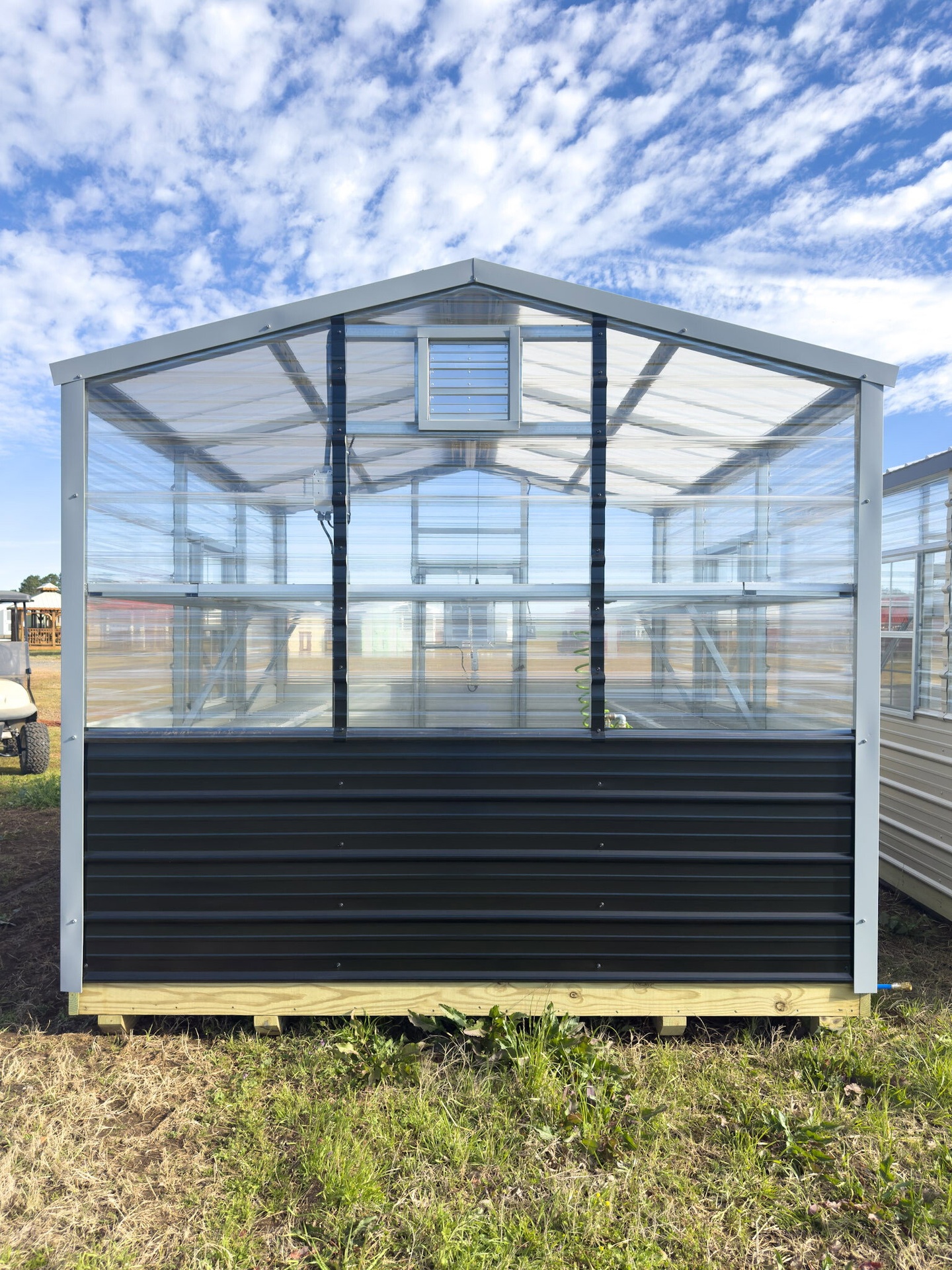 10x12 Greenhouse Deluxe serial DSGR-8586-1012-220125