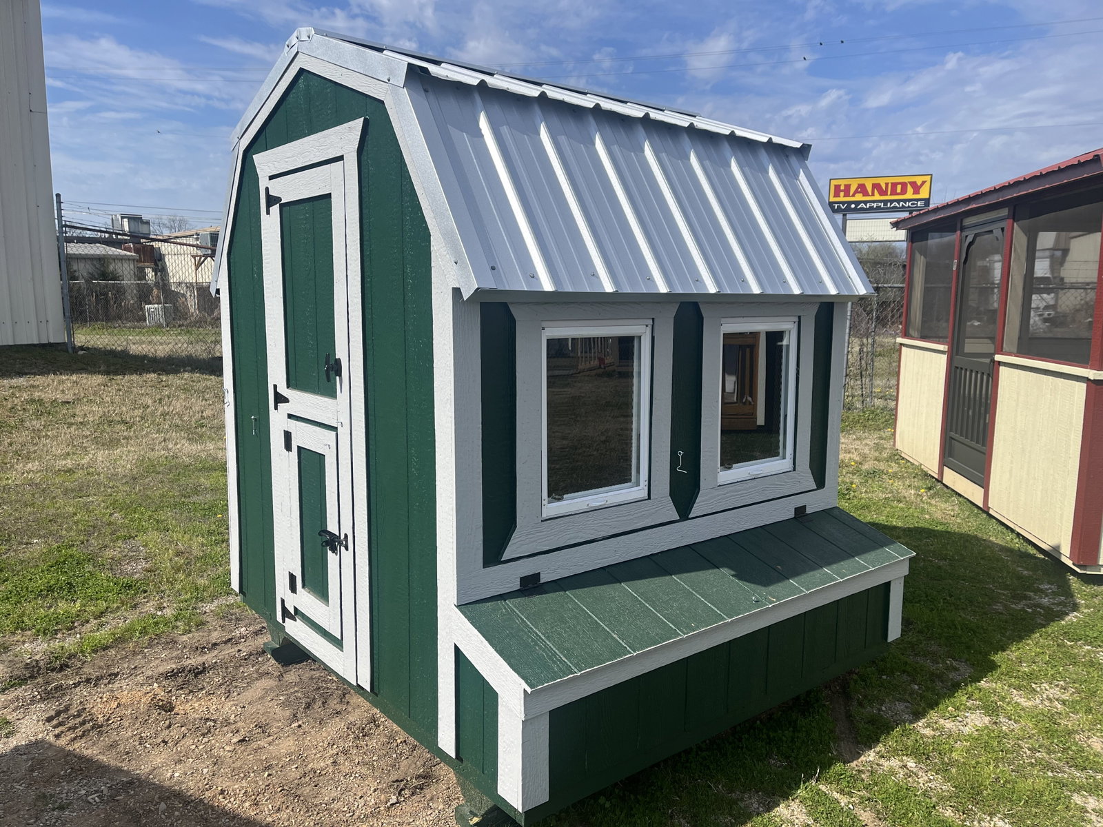 6x6 Barn Style Chicken Coop serial BSCC-8571-0606-210125