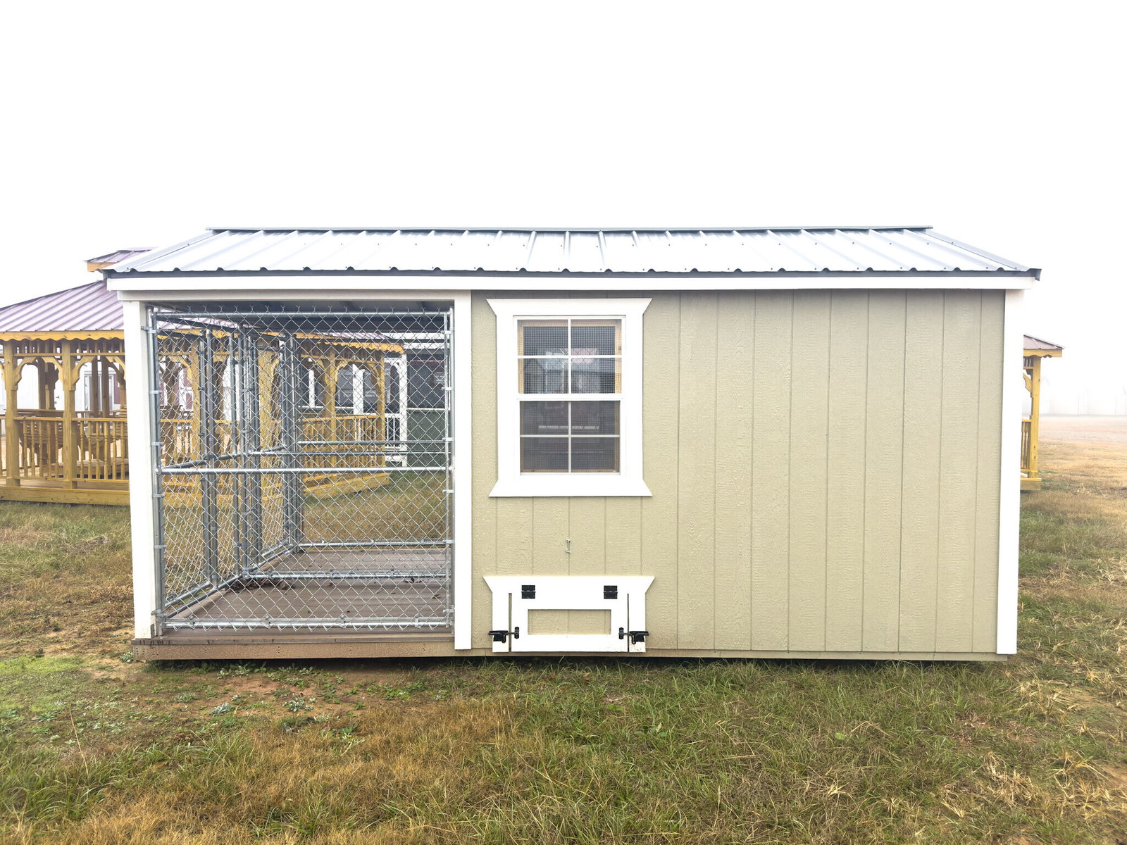 8x16 Double Deluxe Dog Kennel serial DDDK-8144-0816-210524