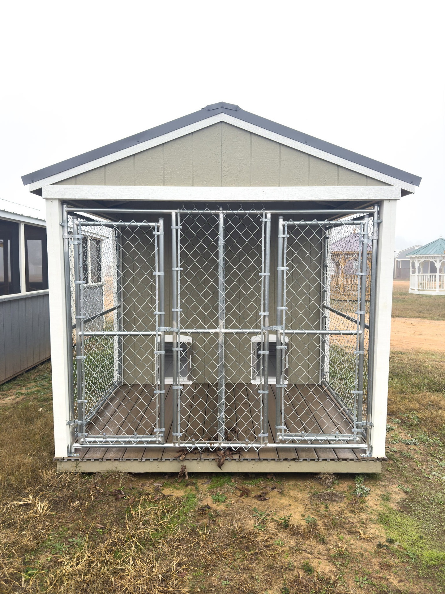 8x16 Double Deluxe Dog Kennel serial DDDK-8144-0816-210524
