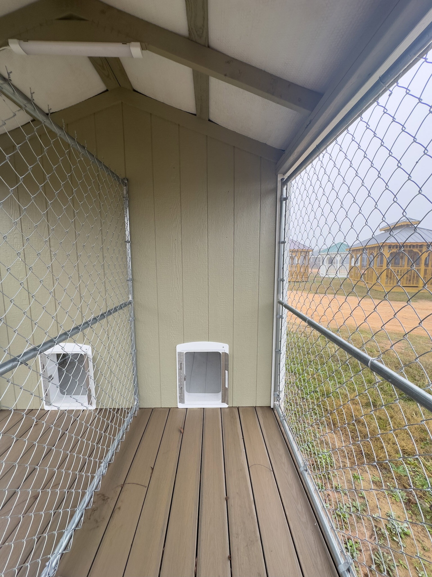 8x16 Double Deluxe Dog Kennel serial DDDK-8144-0816-210524
