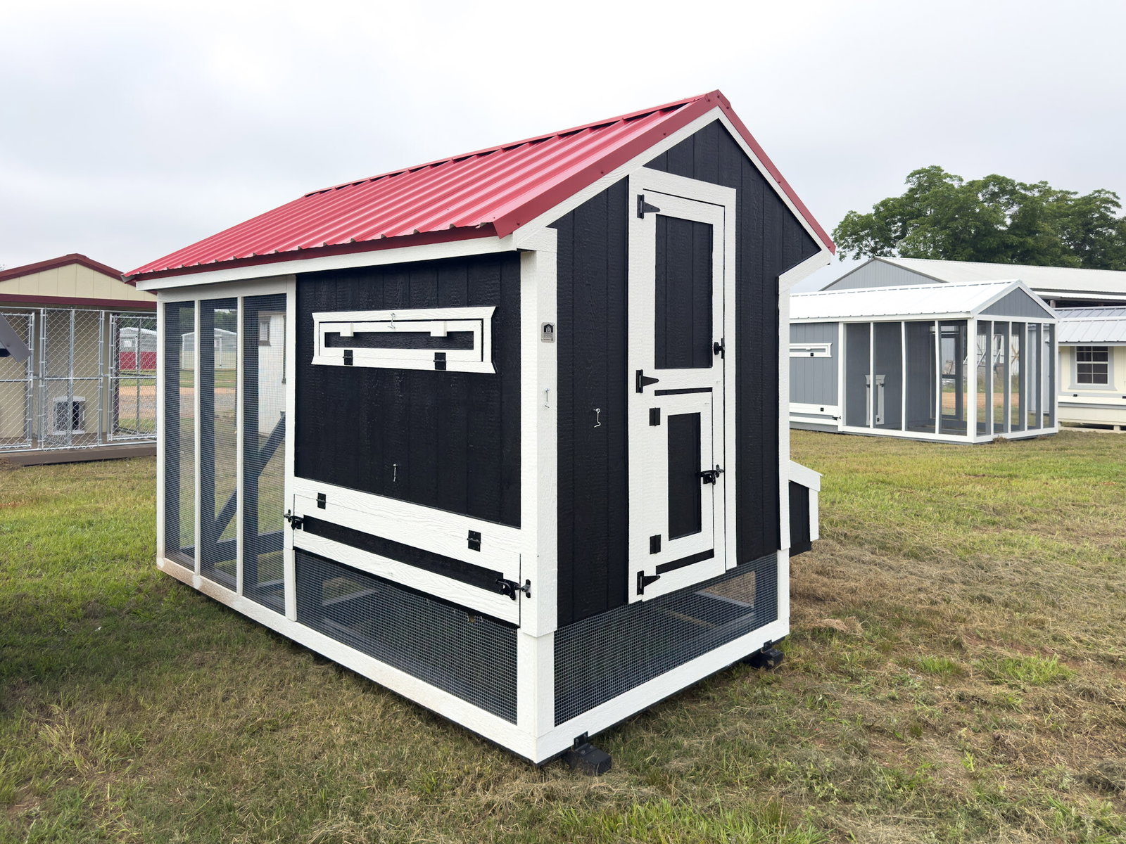 6x12 Cottage Style Chicken Coop & Run serial CSCR-8834-0612-140525