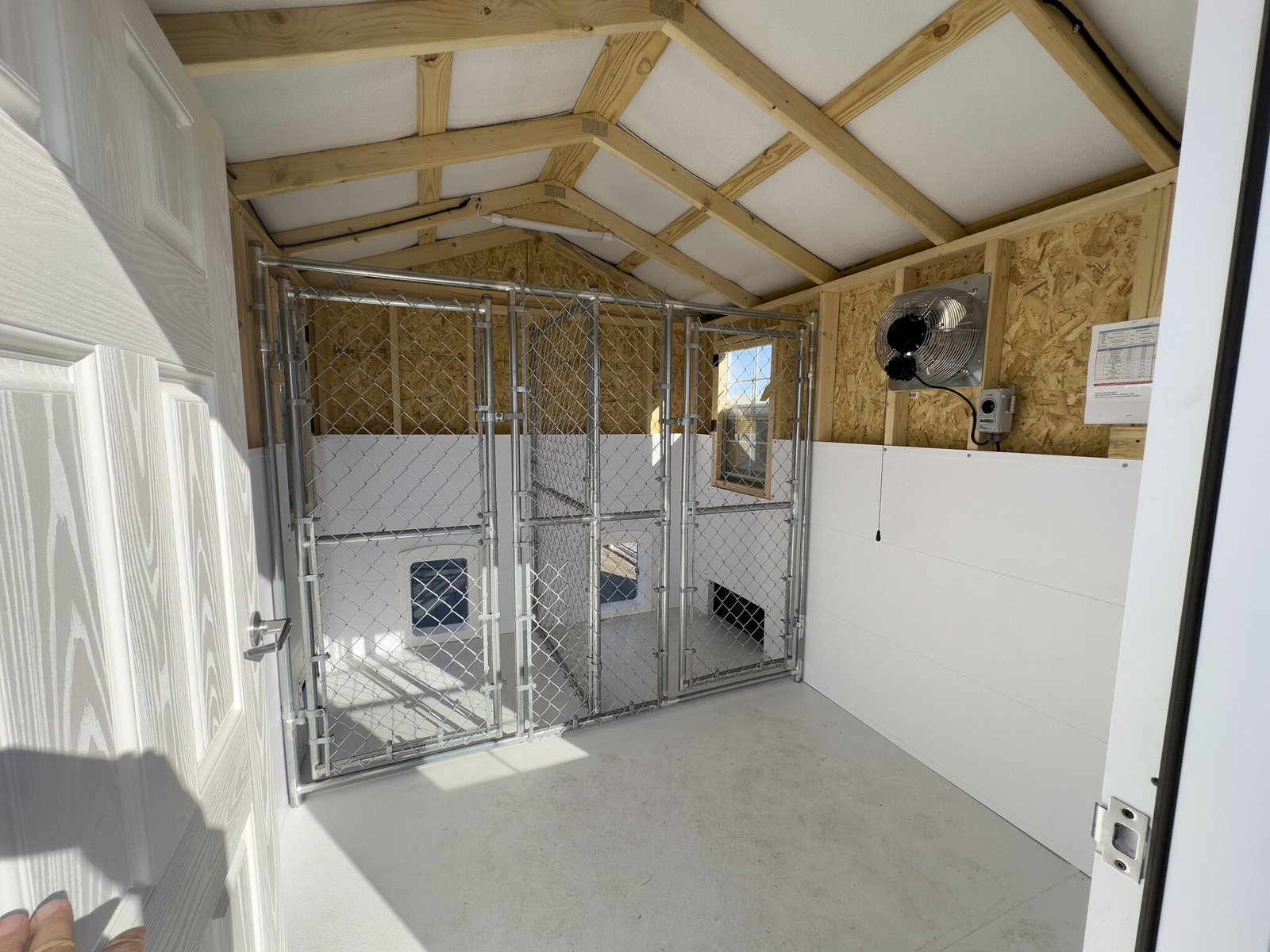 8x16 Double Deluxe Dog Kennel serial DDDK-8145-0816-210524