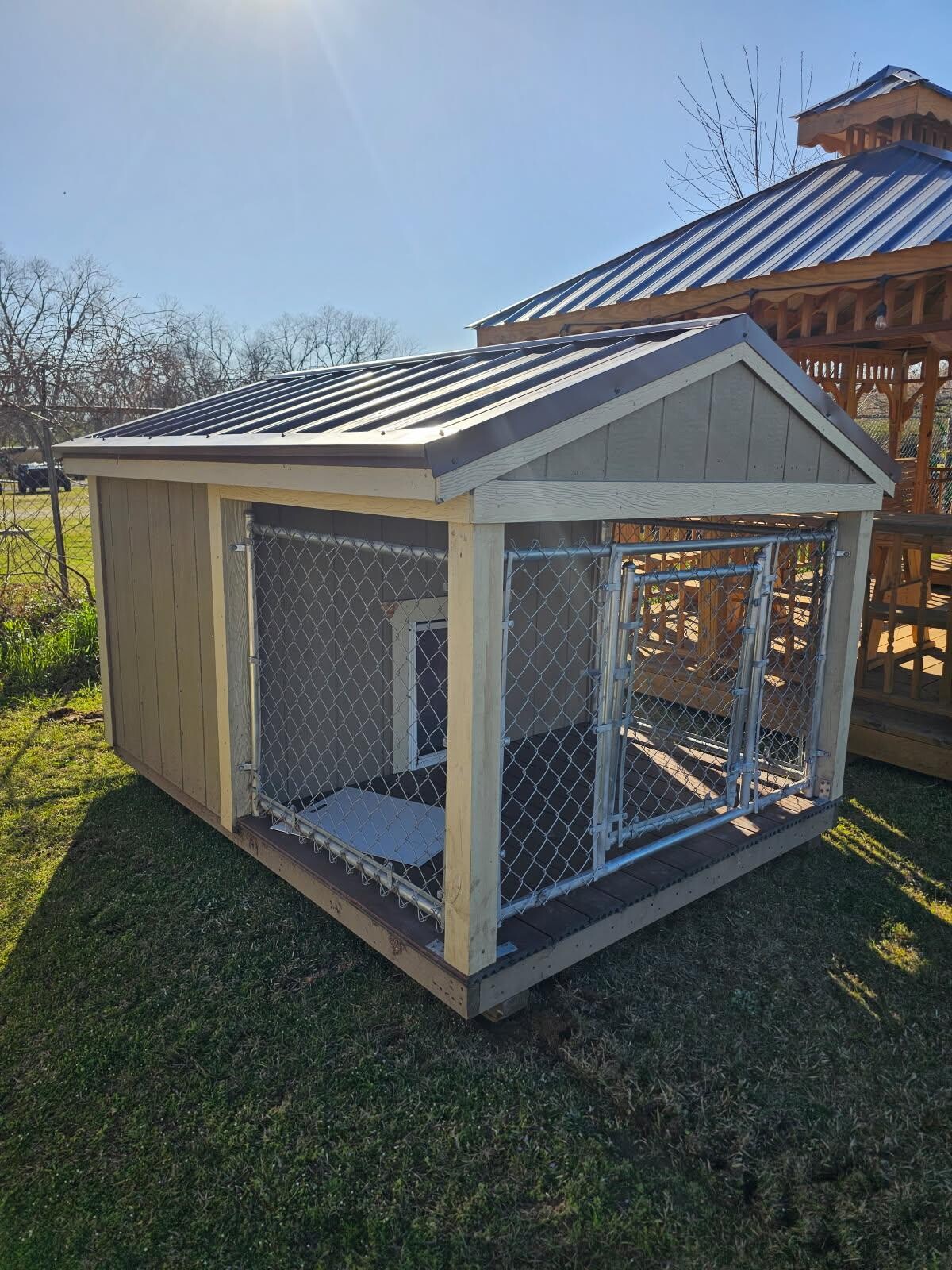 6x8 Low Profile Single Dog Kennel serial LPSAFDK-4884-0608-060921