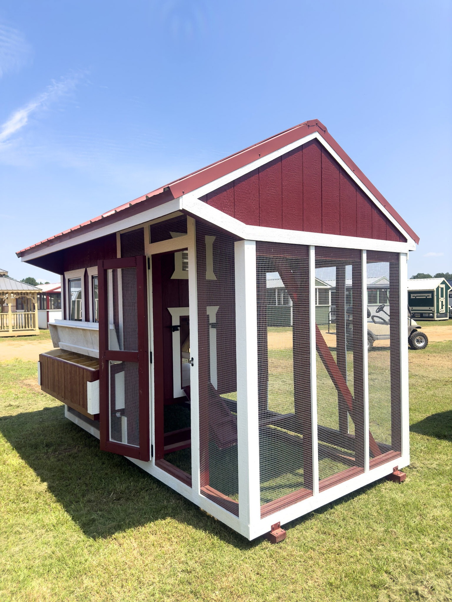 6x12 Cottage Style Chicken Coop & Run serial CSCR-7901-0612-090324