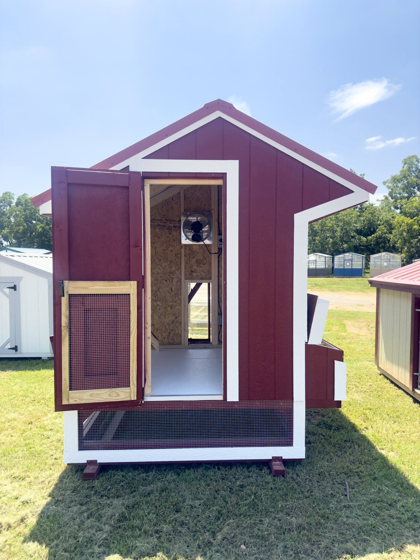 6x12 Cottage Style Chicken Coop & Run serial CSCR-7901-0612-090324