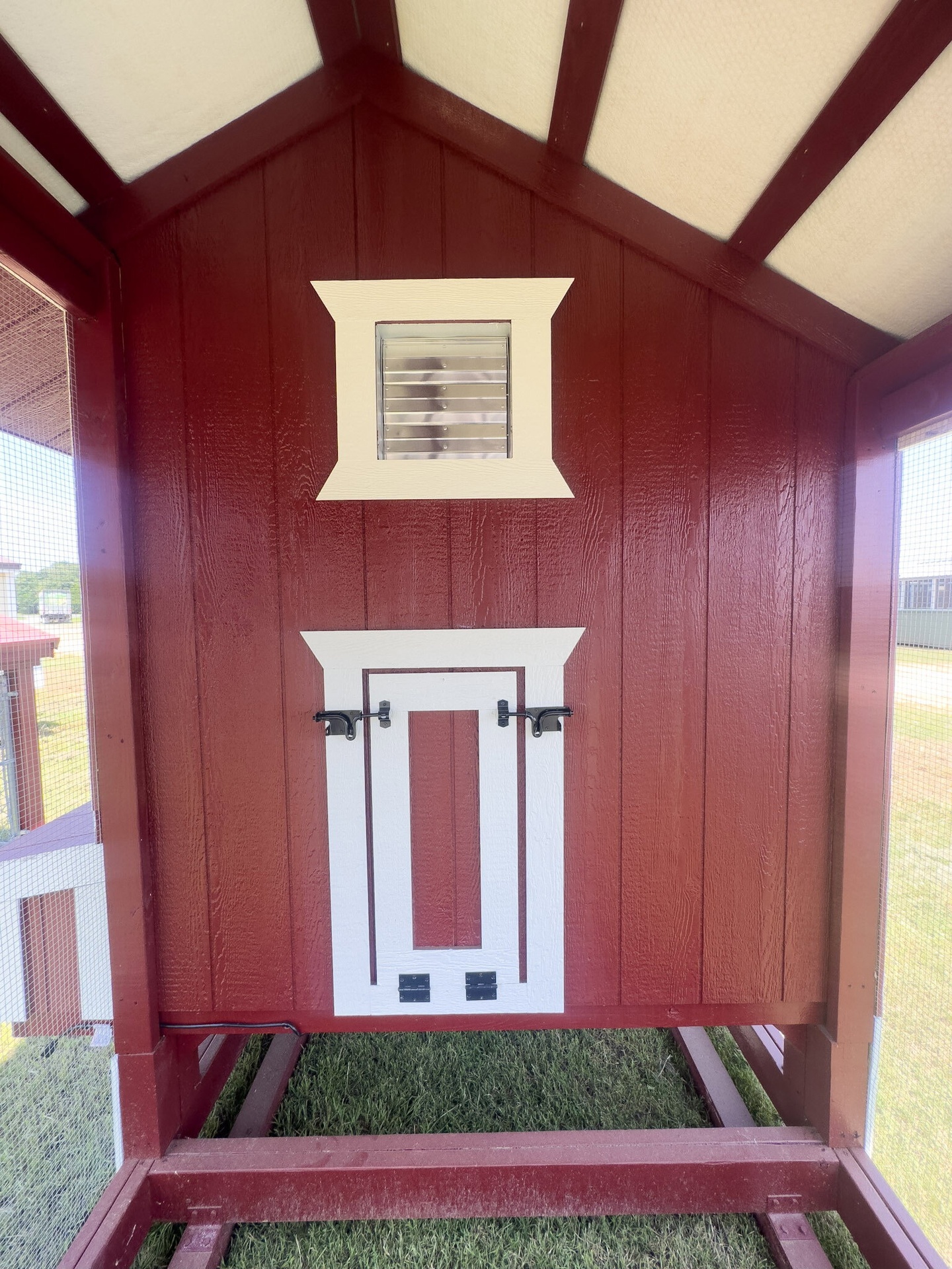 6x12 Cottage Style Chicken Coop & Run serial CSCR-7901-0612-090324