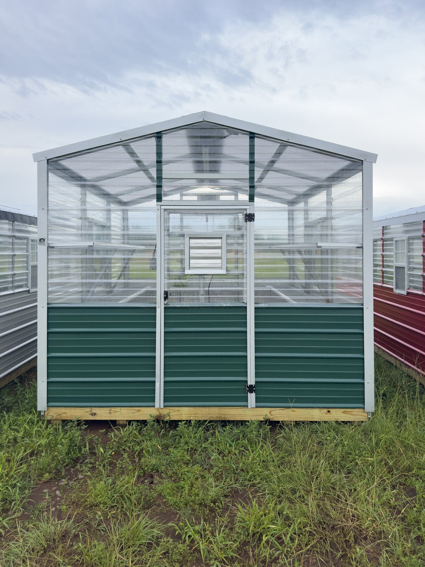 10x12 Greenhouse Deluxe serial DSGR-8815-1012-090525