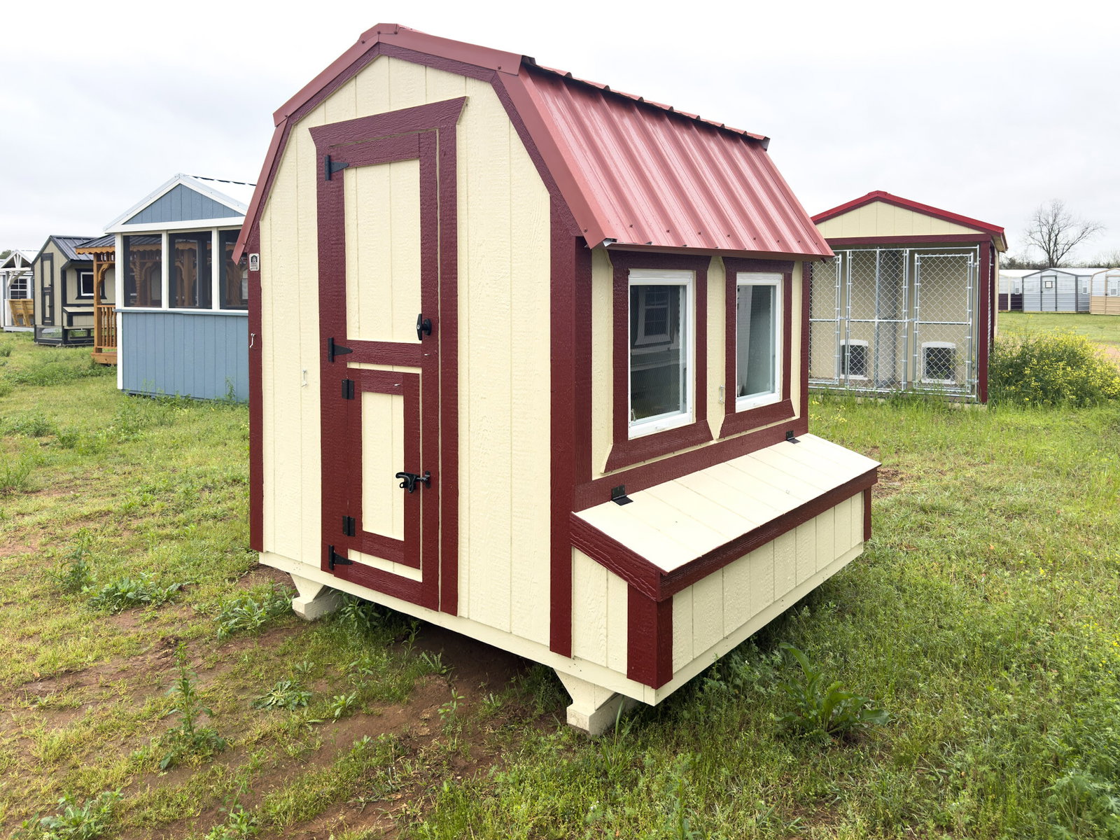 6x6 Barn Style Chicken Coop serial BSCC-8657-0606-100325