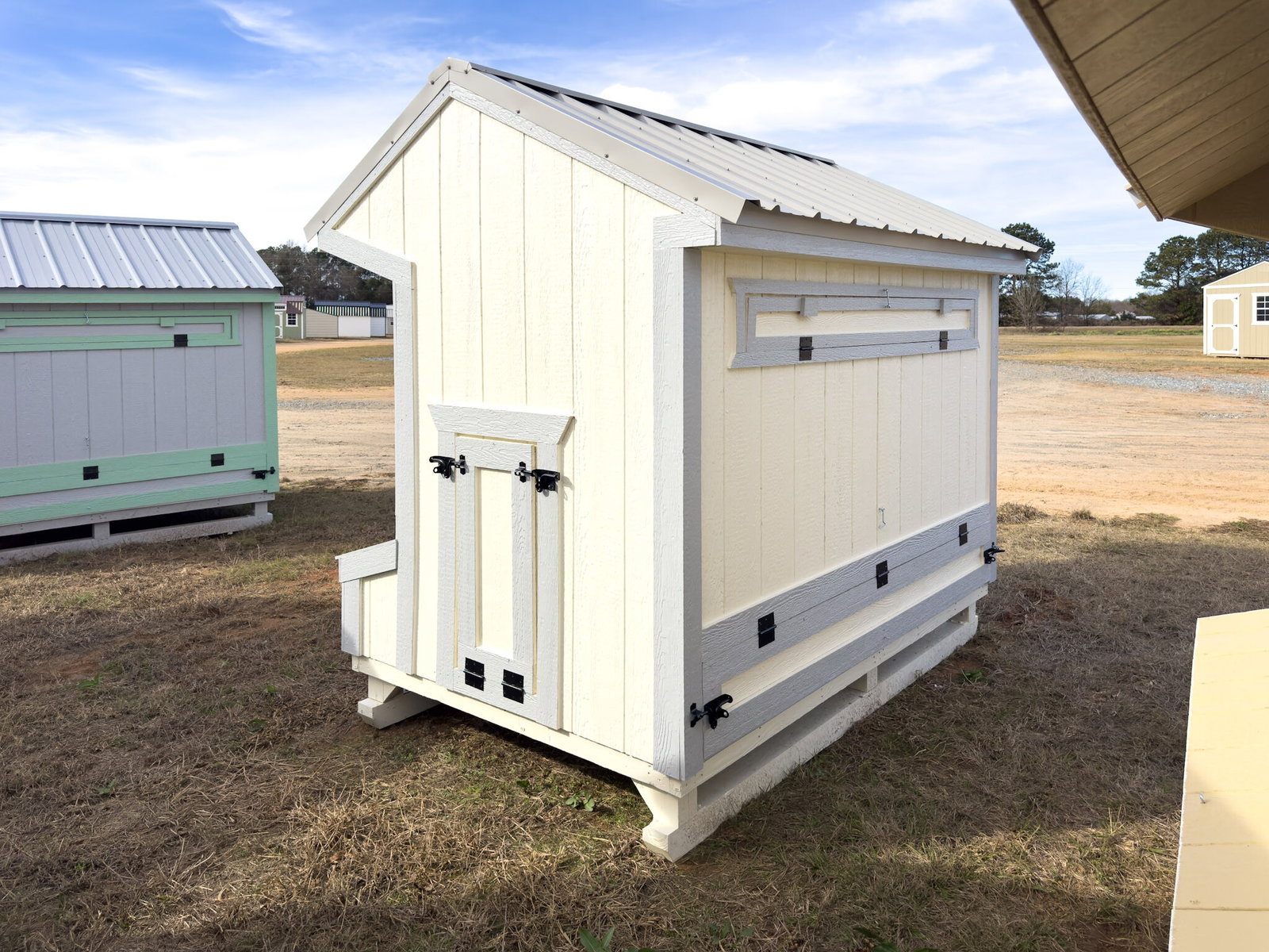 5x8 Cottage Style Chicken Coop serial CSCC-9308-0508-011225