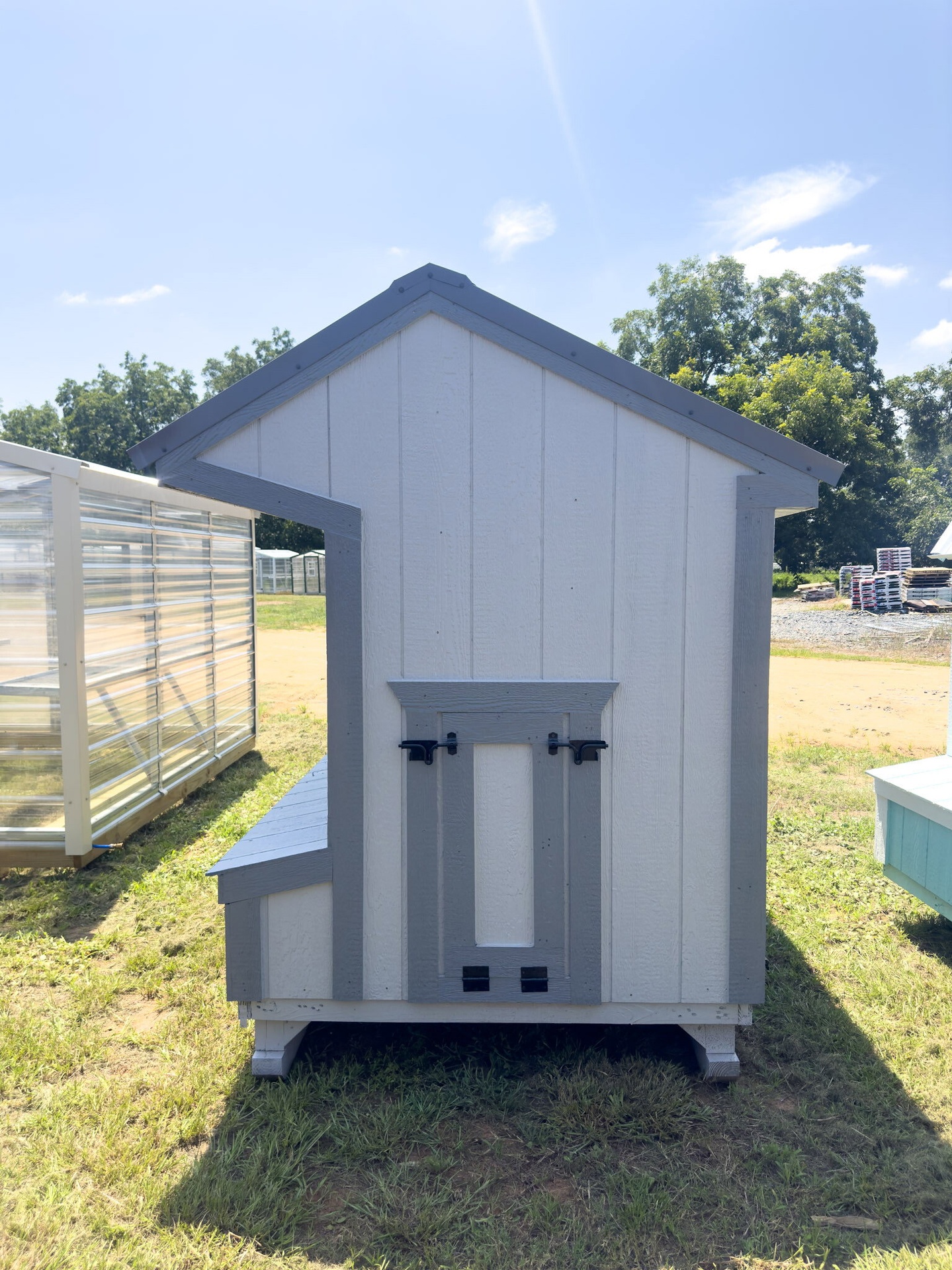 5x8 Cottage Style Chicken Coop serial CSCC-7937-0508-090324