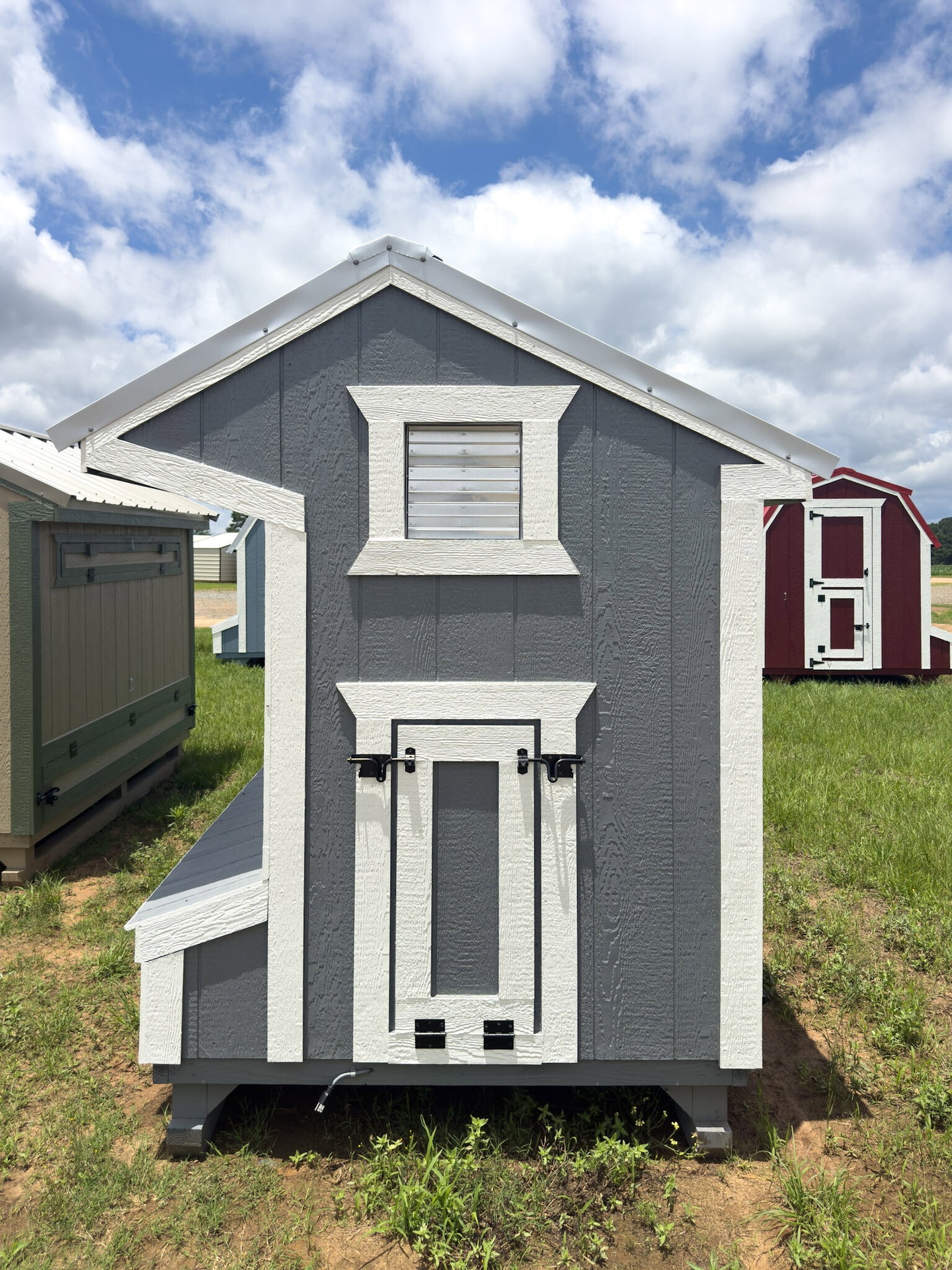 5x8 Cottage Style Chicken Coop serial CSCC-9480-0508-050326