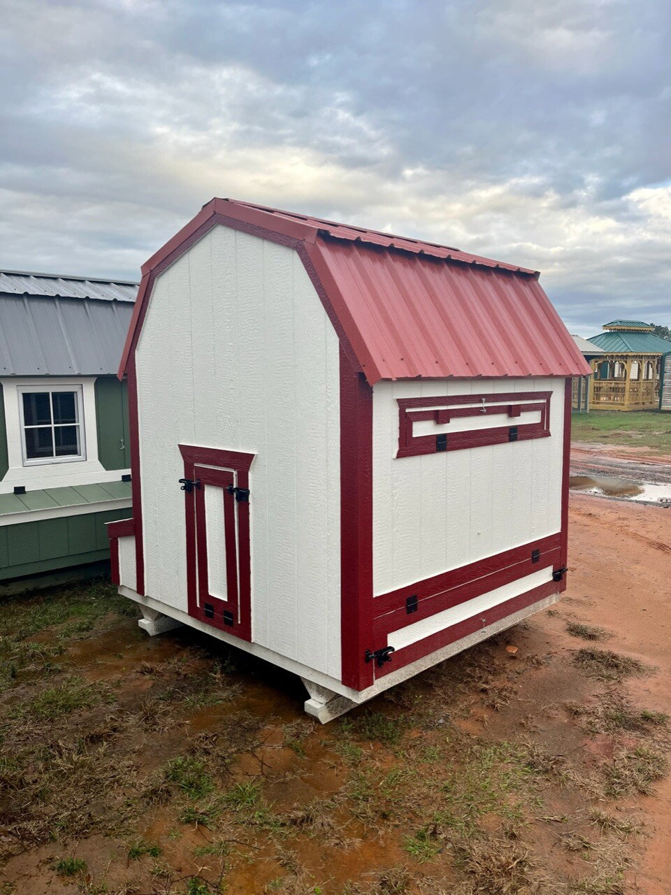 6x6 Barn Style Chicken Coop serial BSCC-5788-0606-220622