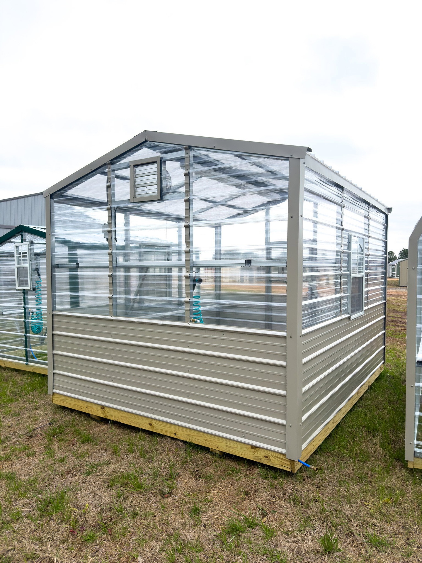 10x12 Greenhouse Deluxe serial DSGR-7593-1012-071123