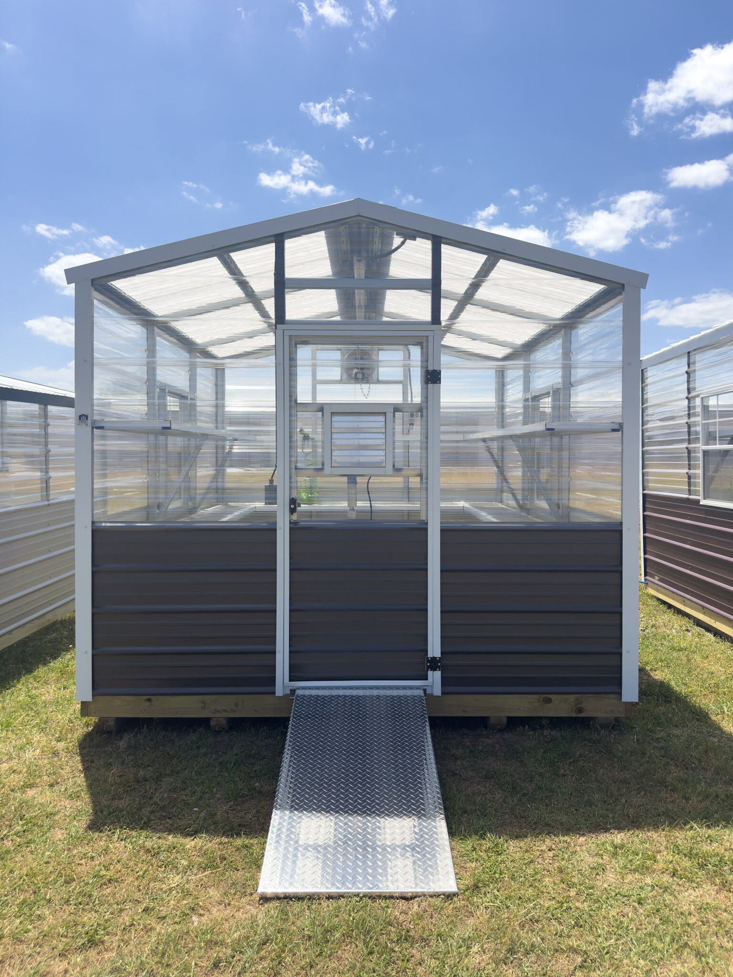 10x12 Greenhouse Deluxe serial DSGR-9261-1012-031125