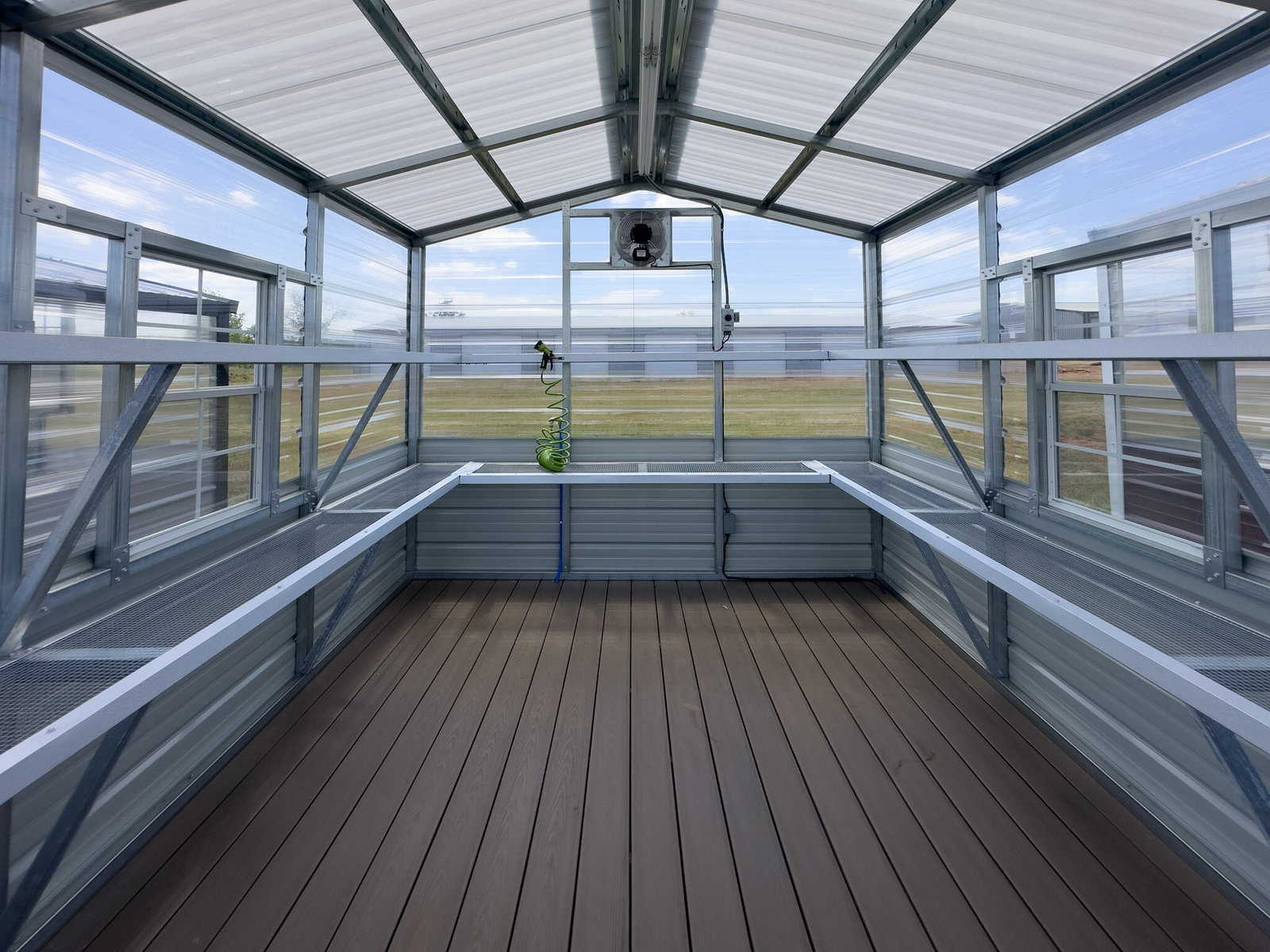 10x12 Greenhouse Deluxe serial DSGR-9261-1012-031125