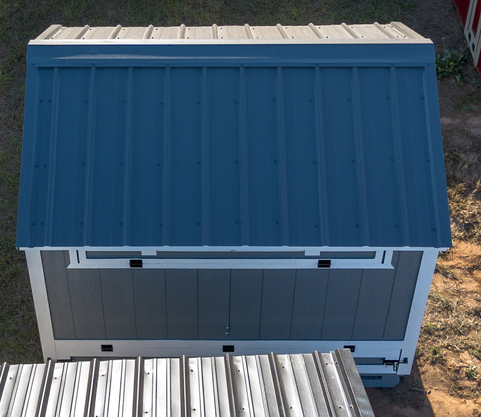 5x8 Cottage Style Chicken Coop serial CSCC-9144-0508-080925