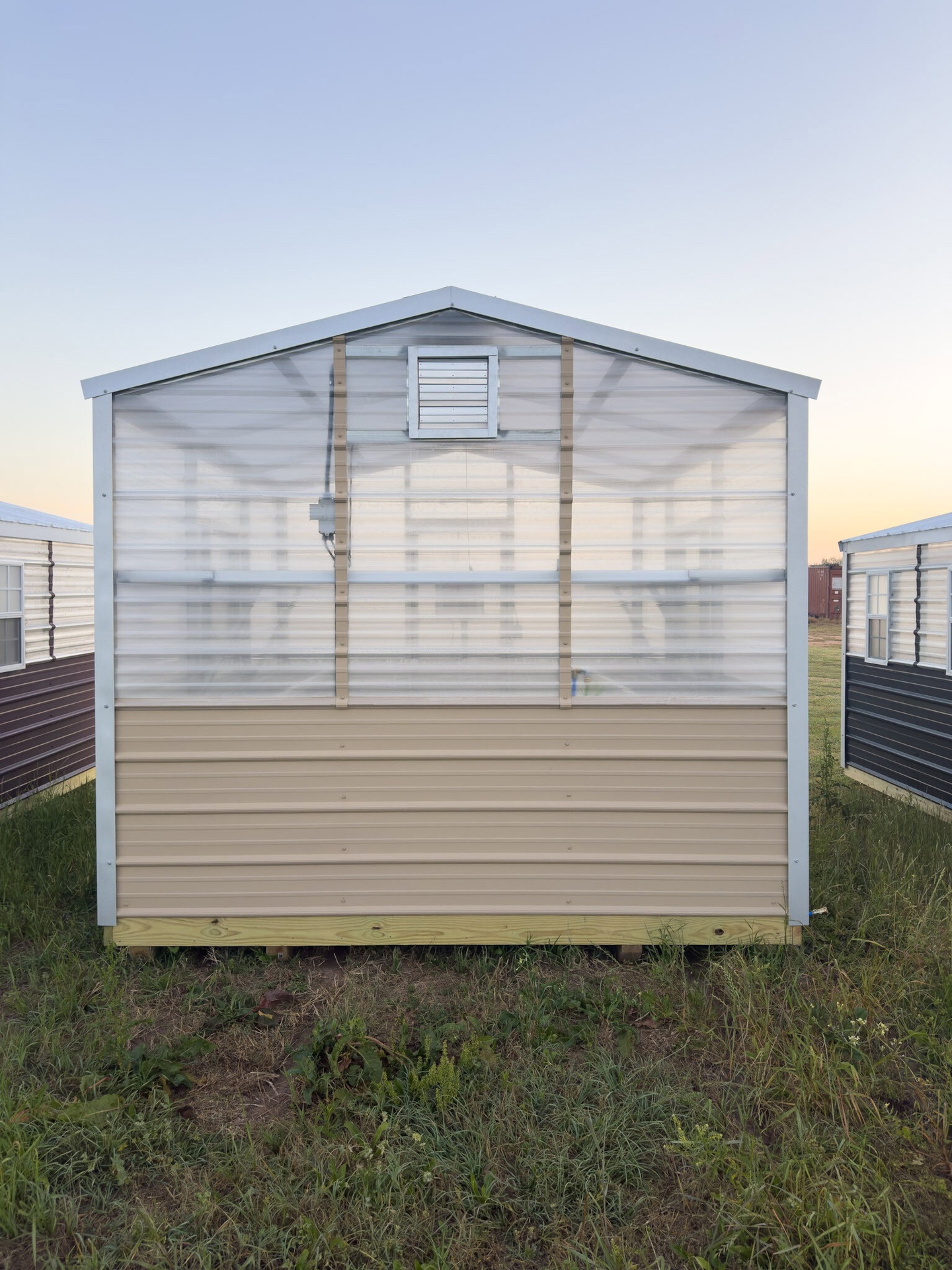10x12 Greenhouse Deluxe serial DSGR-9271-1012-041125