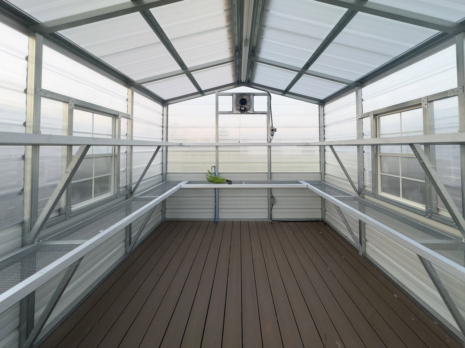 10x12 Greenhouse Deluxe serial DSGR-9271-1012-041125