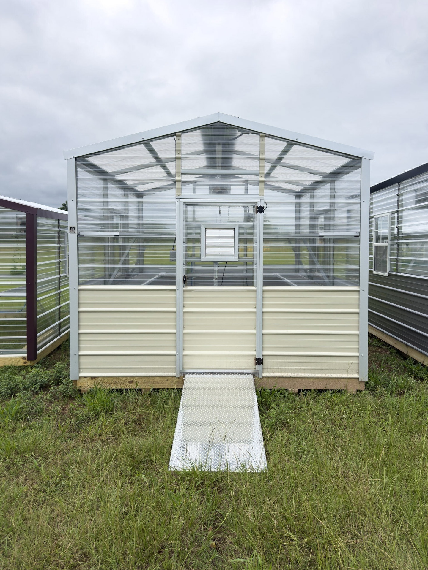 10x12 Greenhouse Deluxe serial DSGR-8979-1012-080725