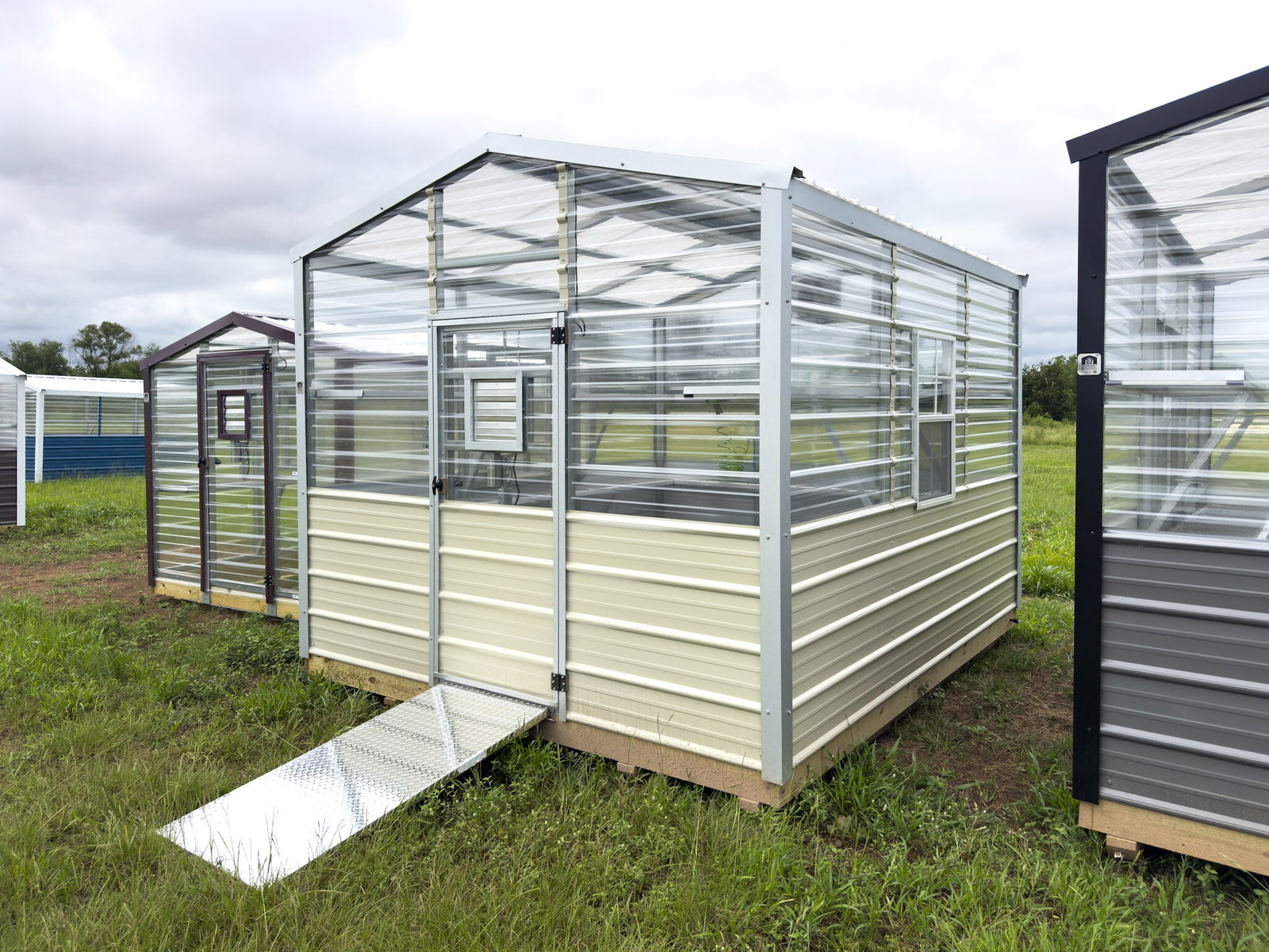 10x12 Greenhouse Deluxe serial DSGR-8979-1012-080725
