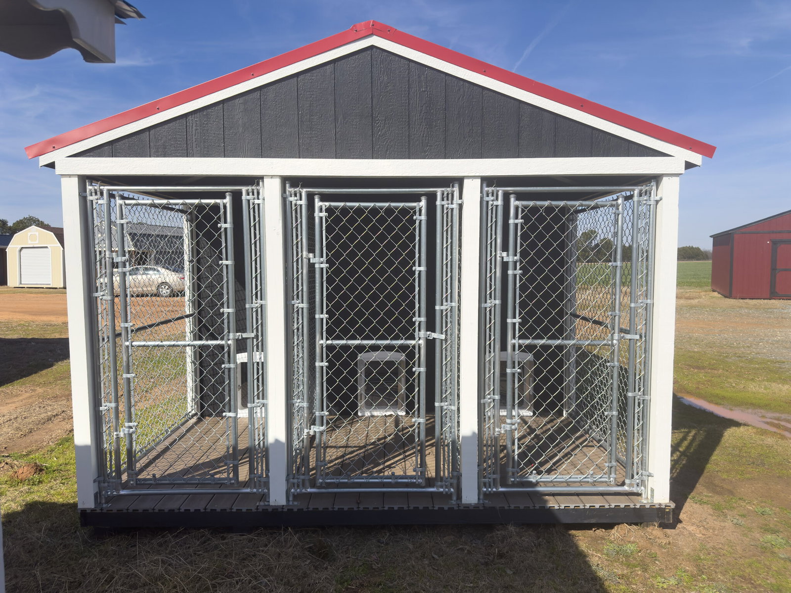 12x16 Triple Deluxe Dog Kennel serial DTDK-7737-1216-150124