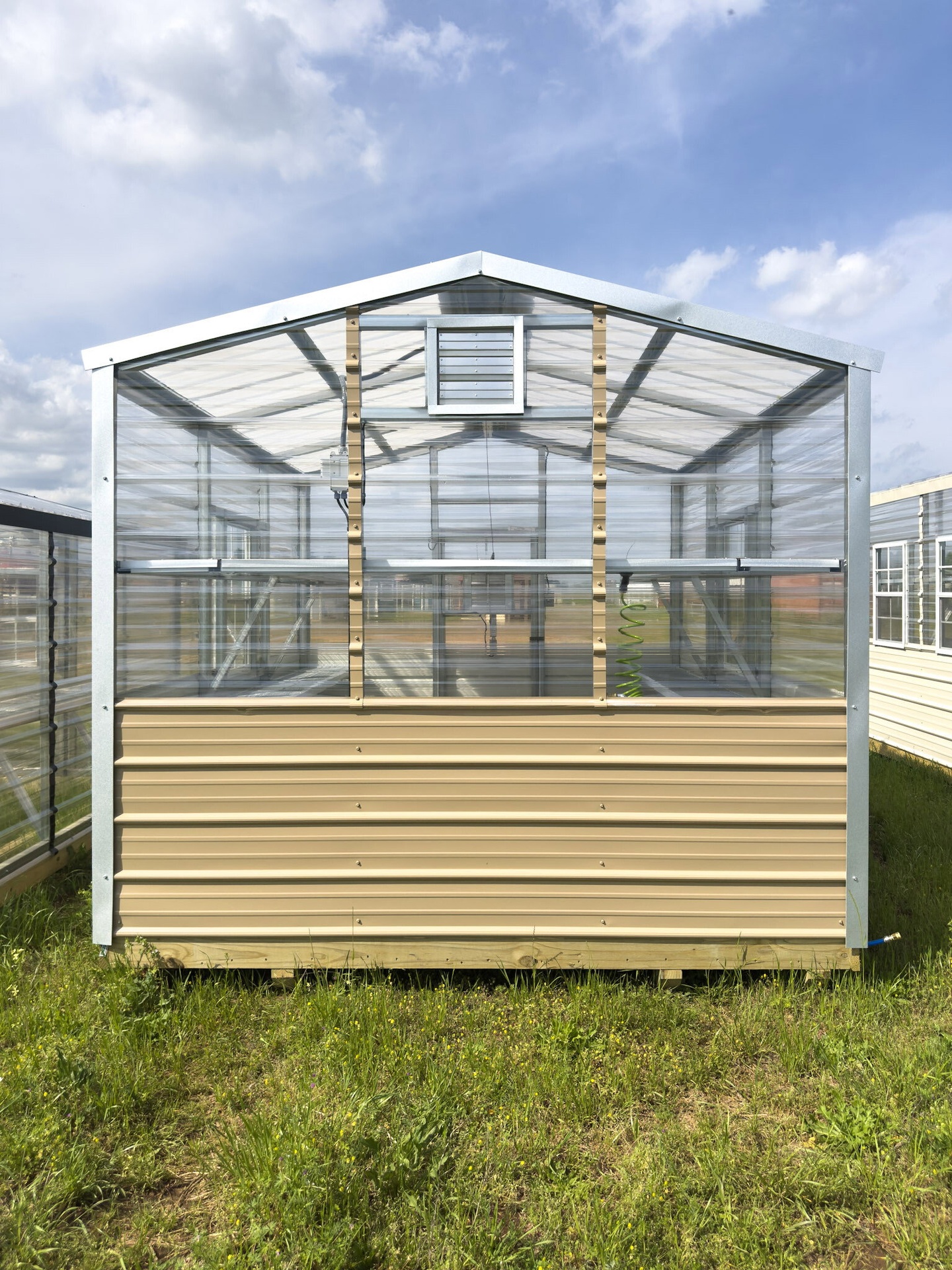 10x12 Greenhouse Deluxe serial DSGR-8656-1012-100325