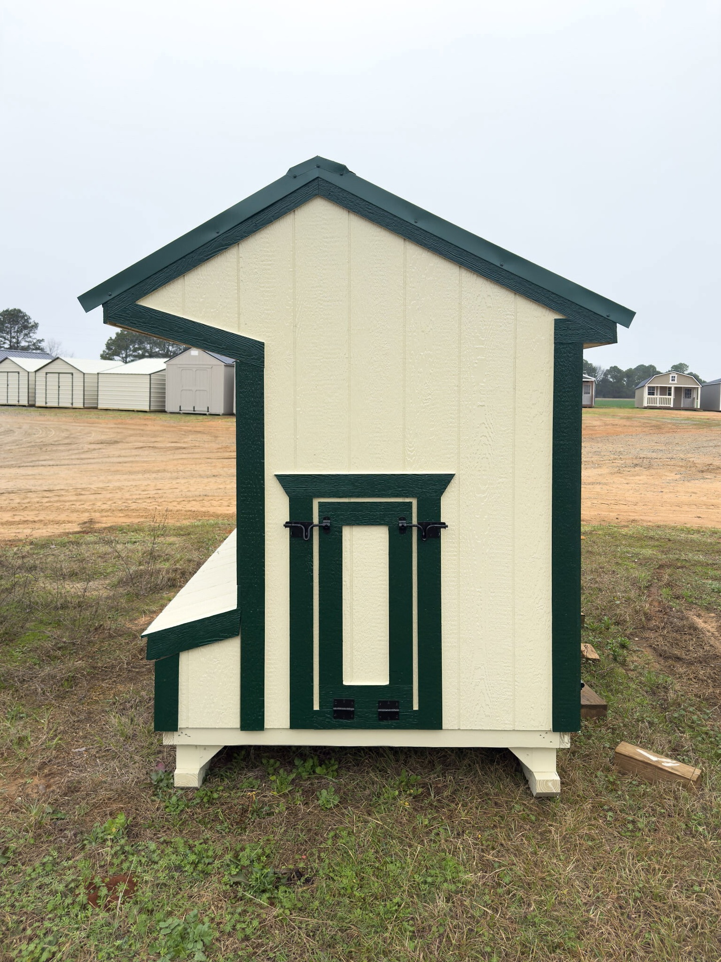 5x8 Cottage Style Chicken Coop serial CSCC-8457-0508-141124