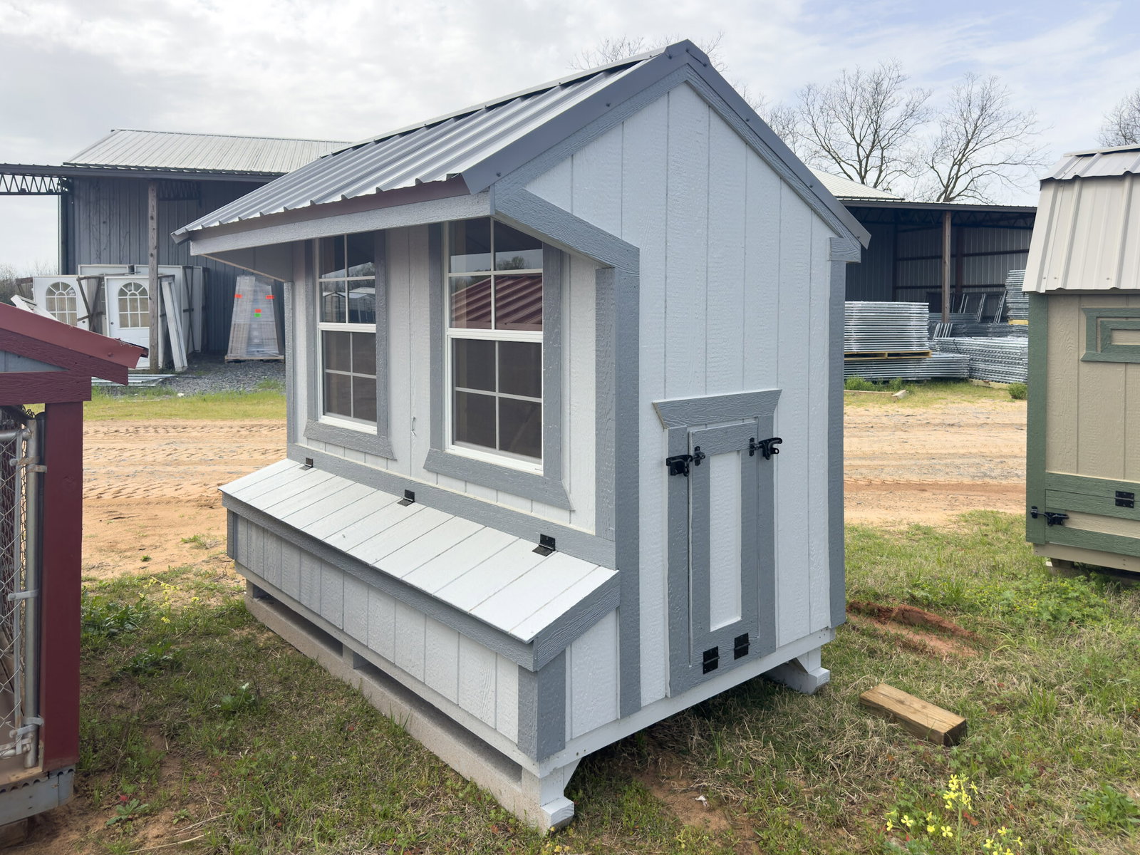5x8 Cottage Style Chicken Coop serial CSCC-8539-0508-160125