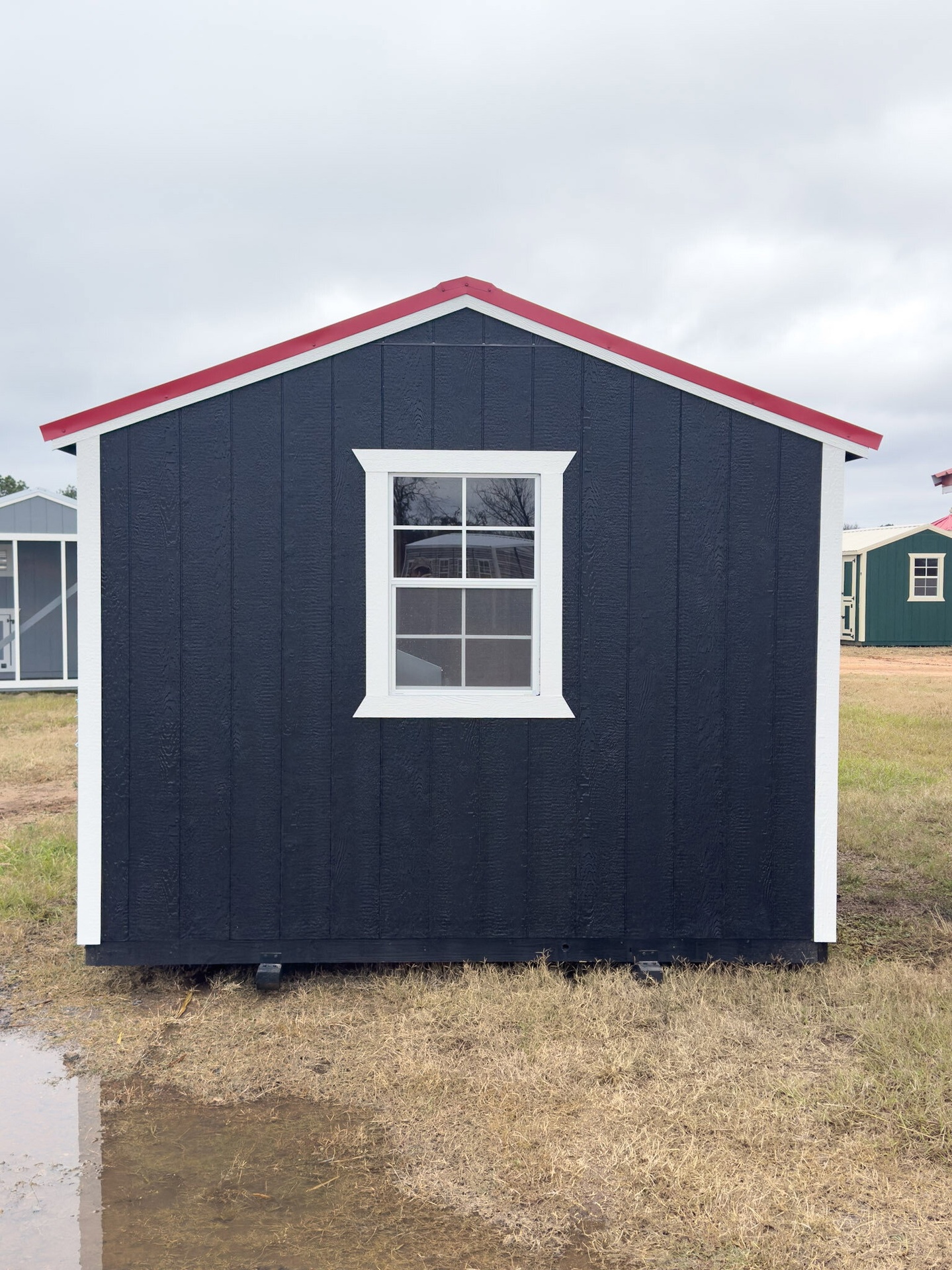 10x16 Deluxe Style Chicken Coop serial DCR-9105-1016-020925